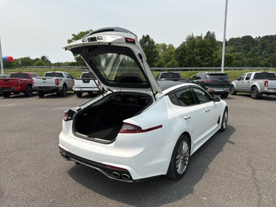 2018 Kia Stinger Base