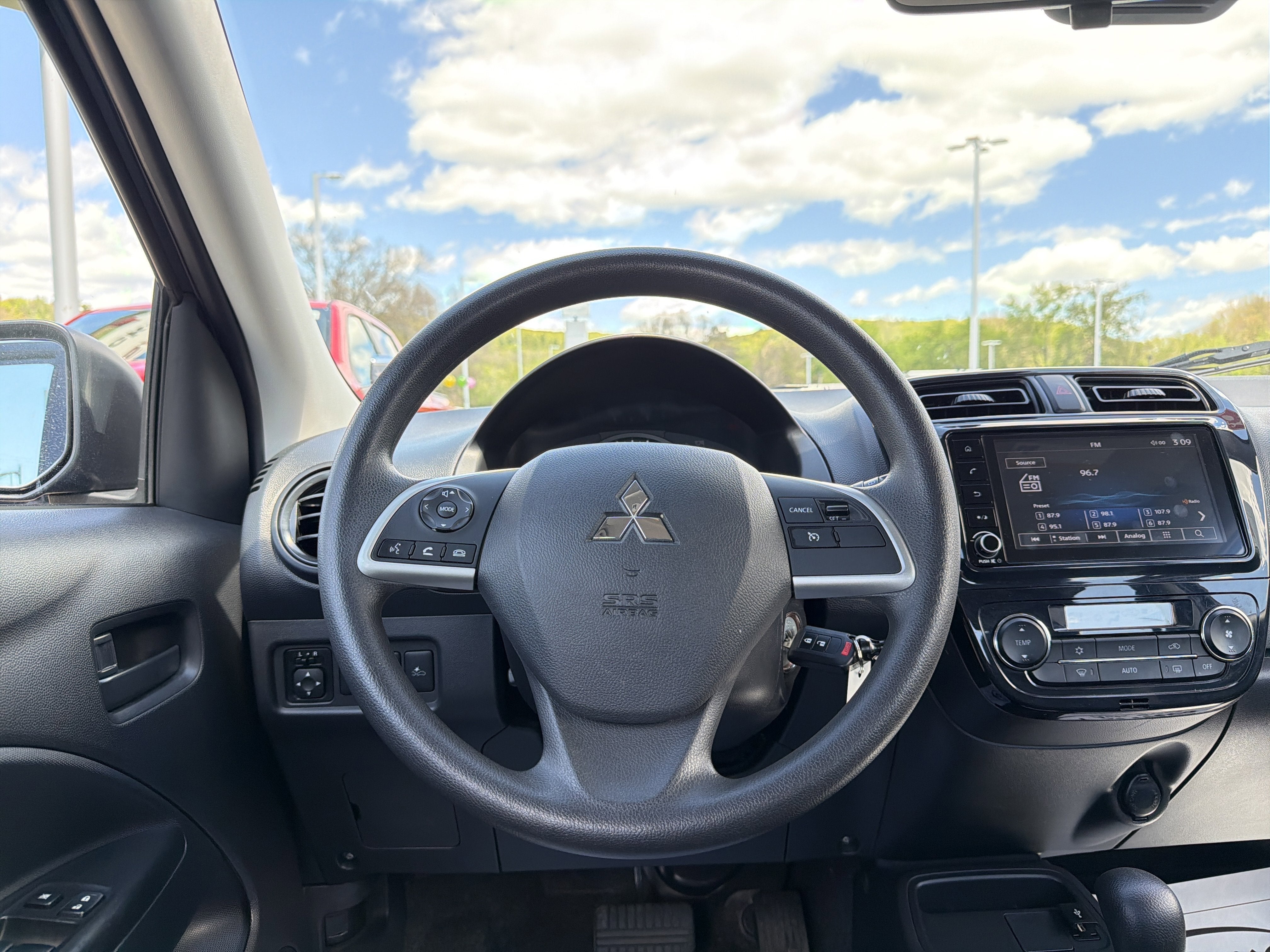 2024 Mitsubishi Mirage ES