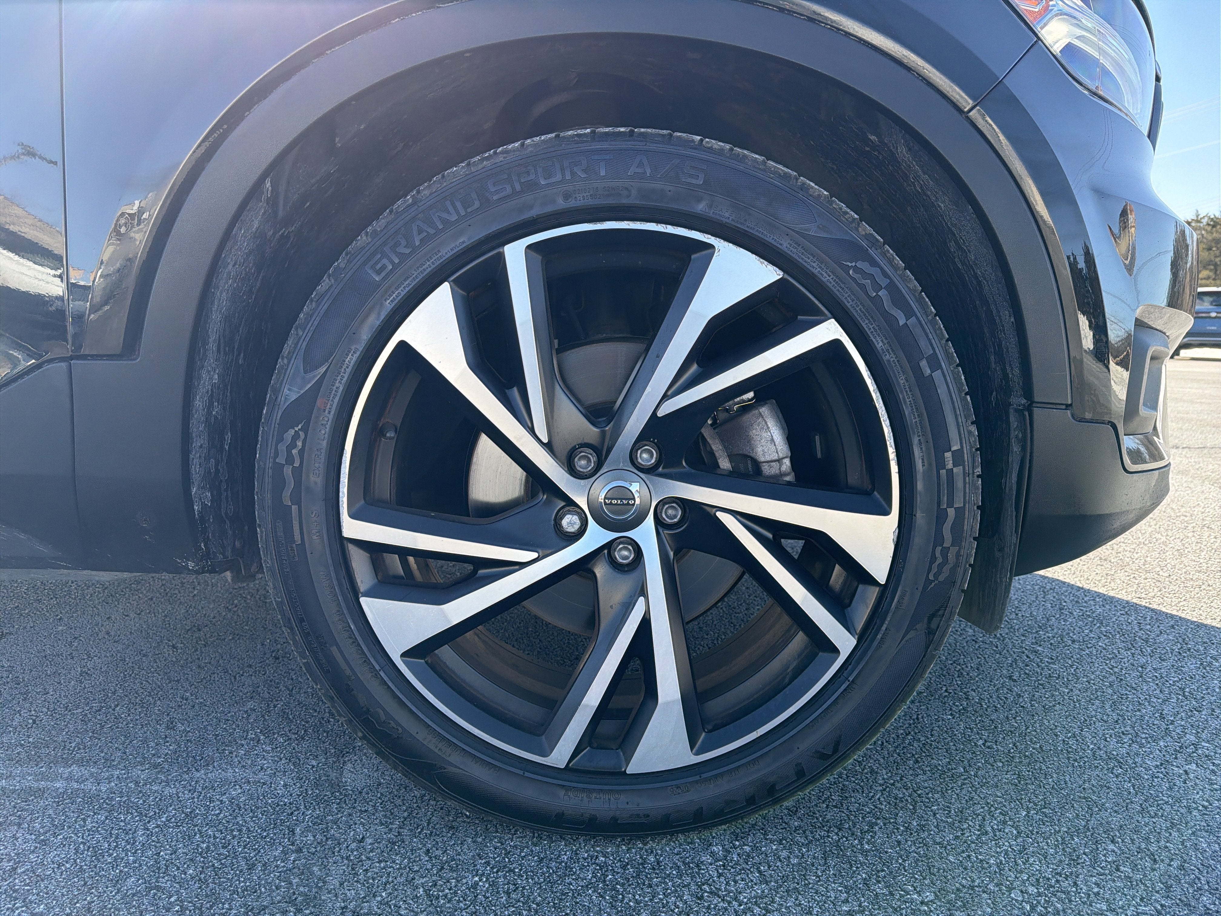 2021 Volvo XC40 R-Design