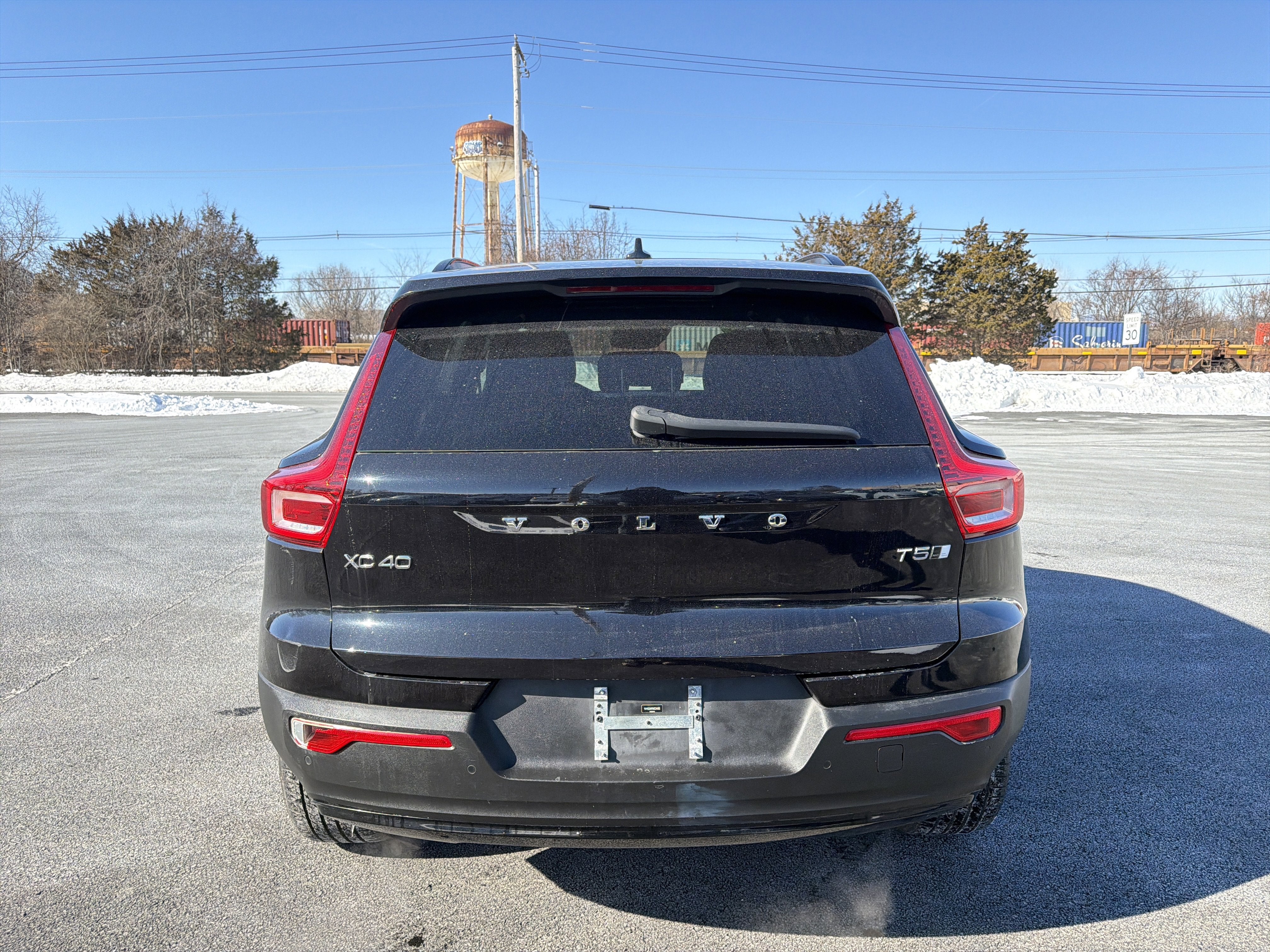 2021 Volvo XC40 R-Design