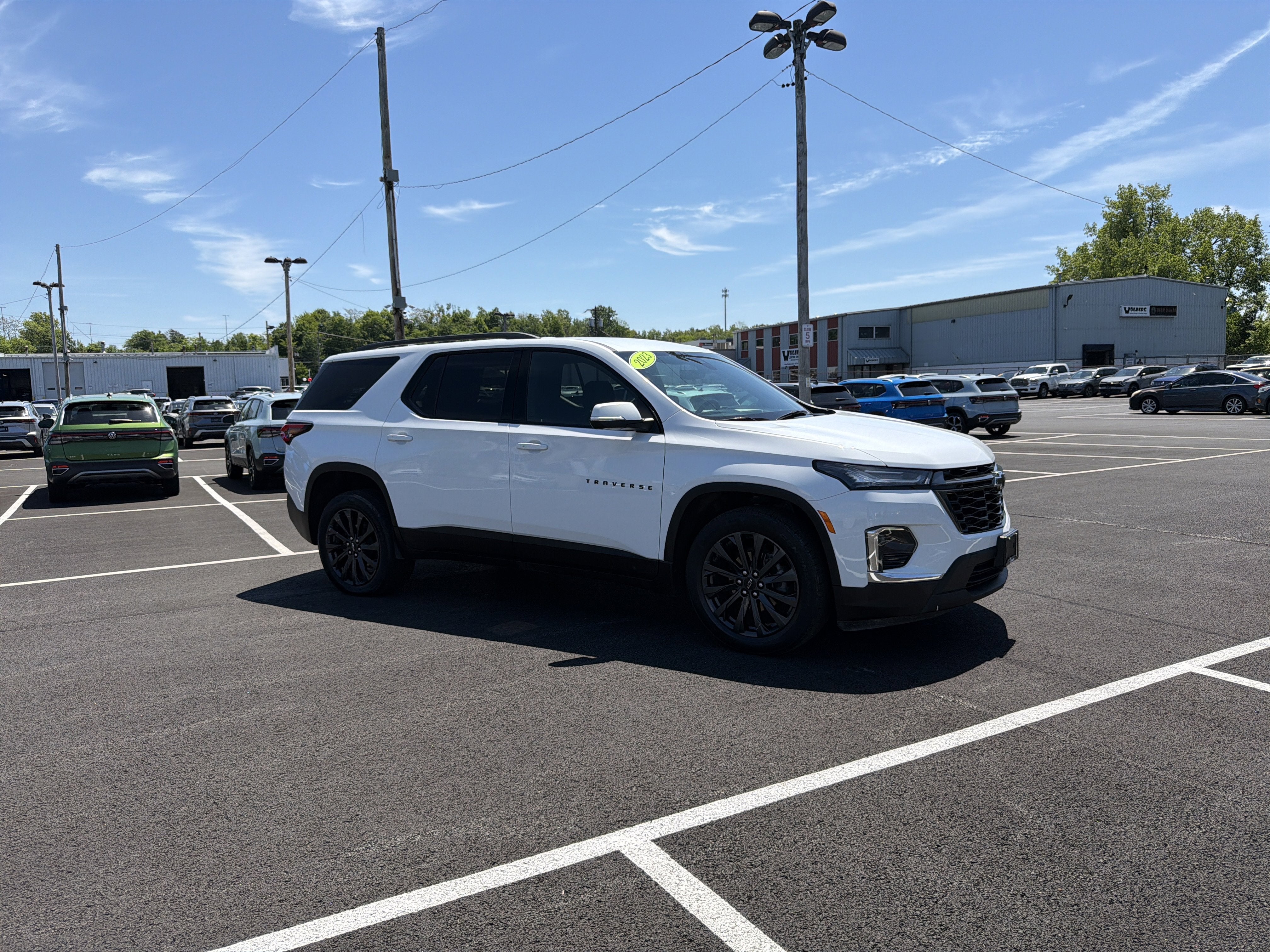 2023 Chevrolet Traverse RS