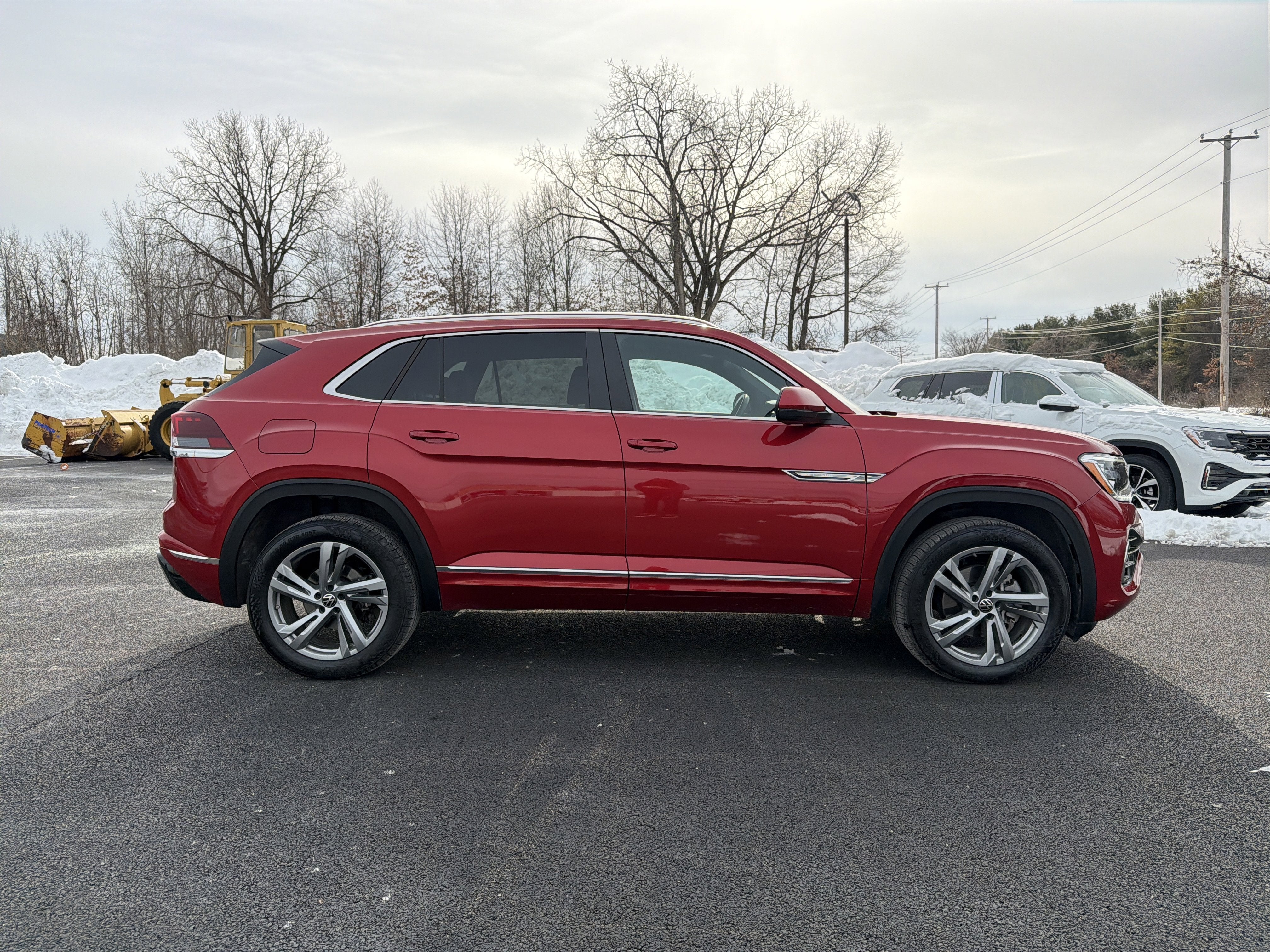 2024 Volkswagen Atlas Cross Sport 2.0T SEL R-Line