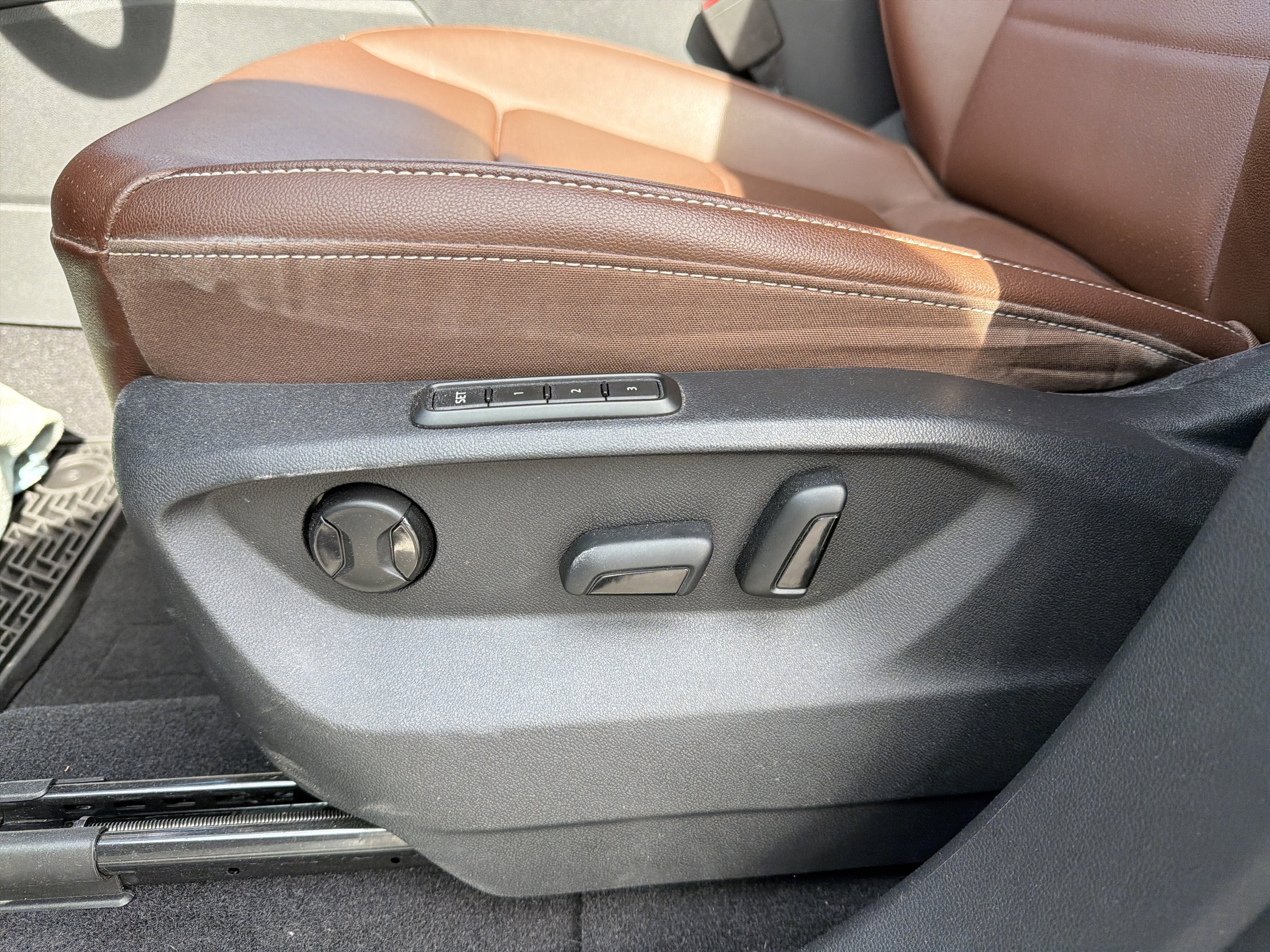 2023 Volkswagen Atlas SEL