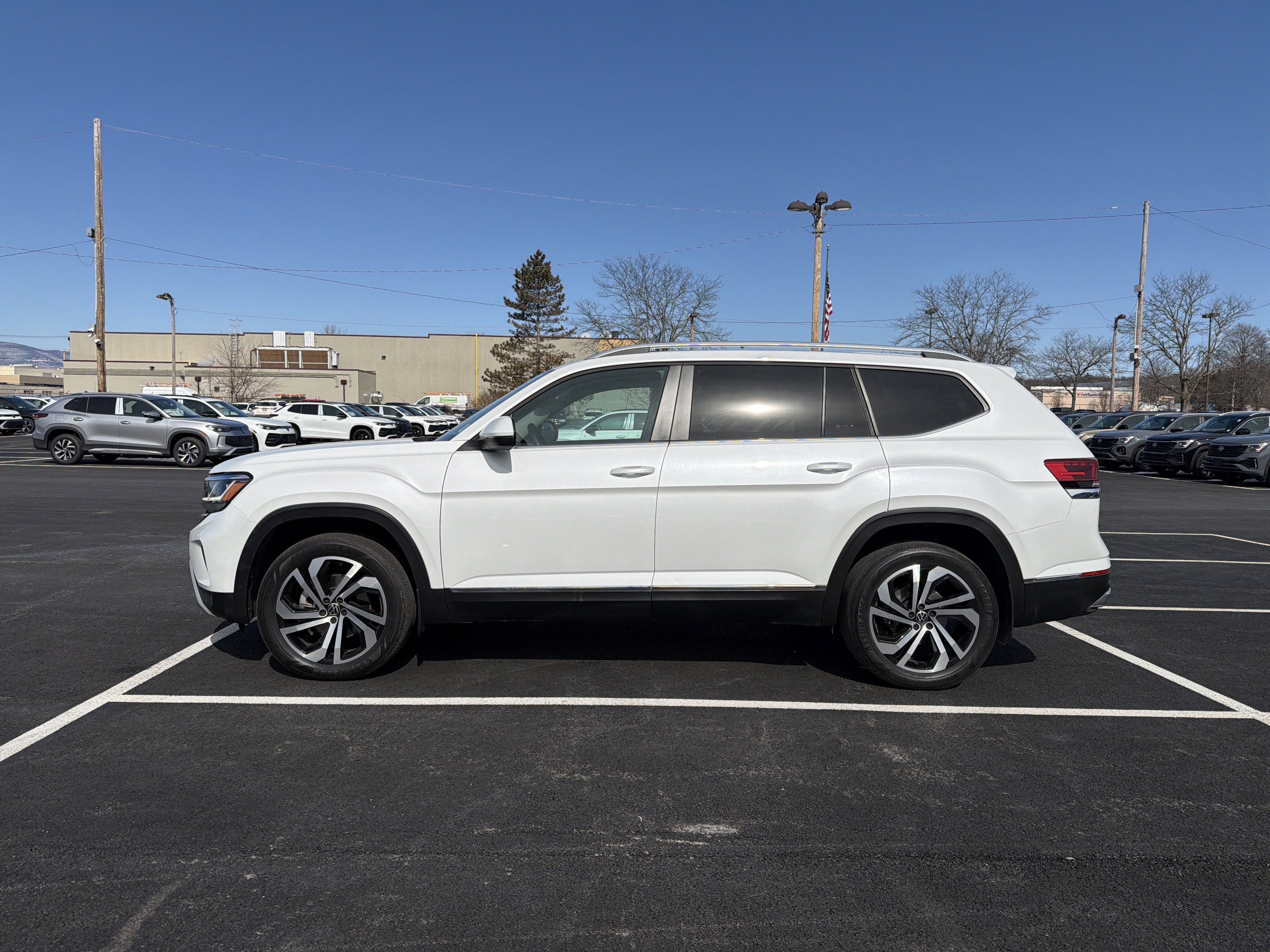 2023 Volkswagen Atlas SEL