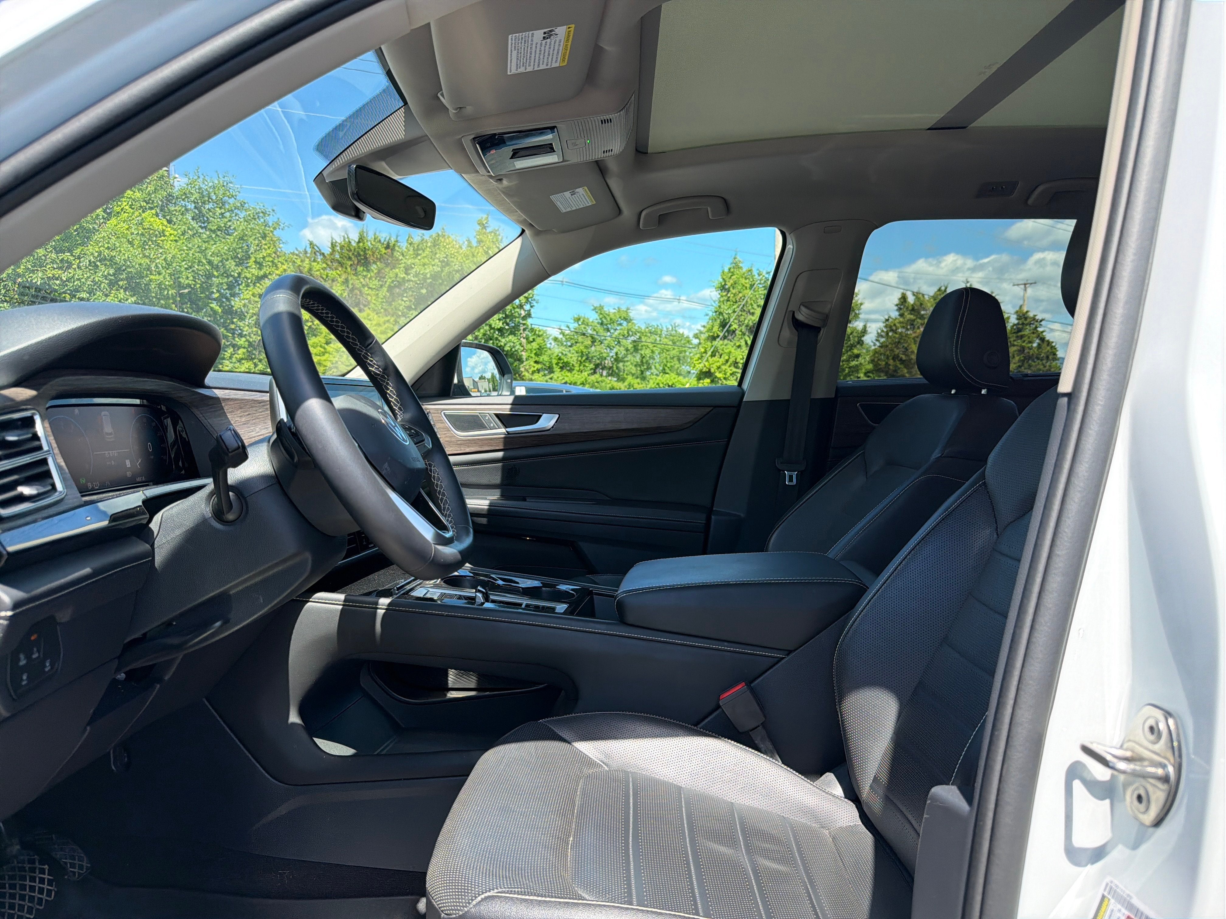 2024 Volkswagen Atlas 2.0T SEL
