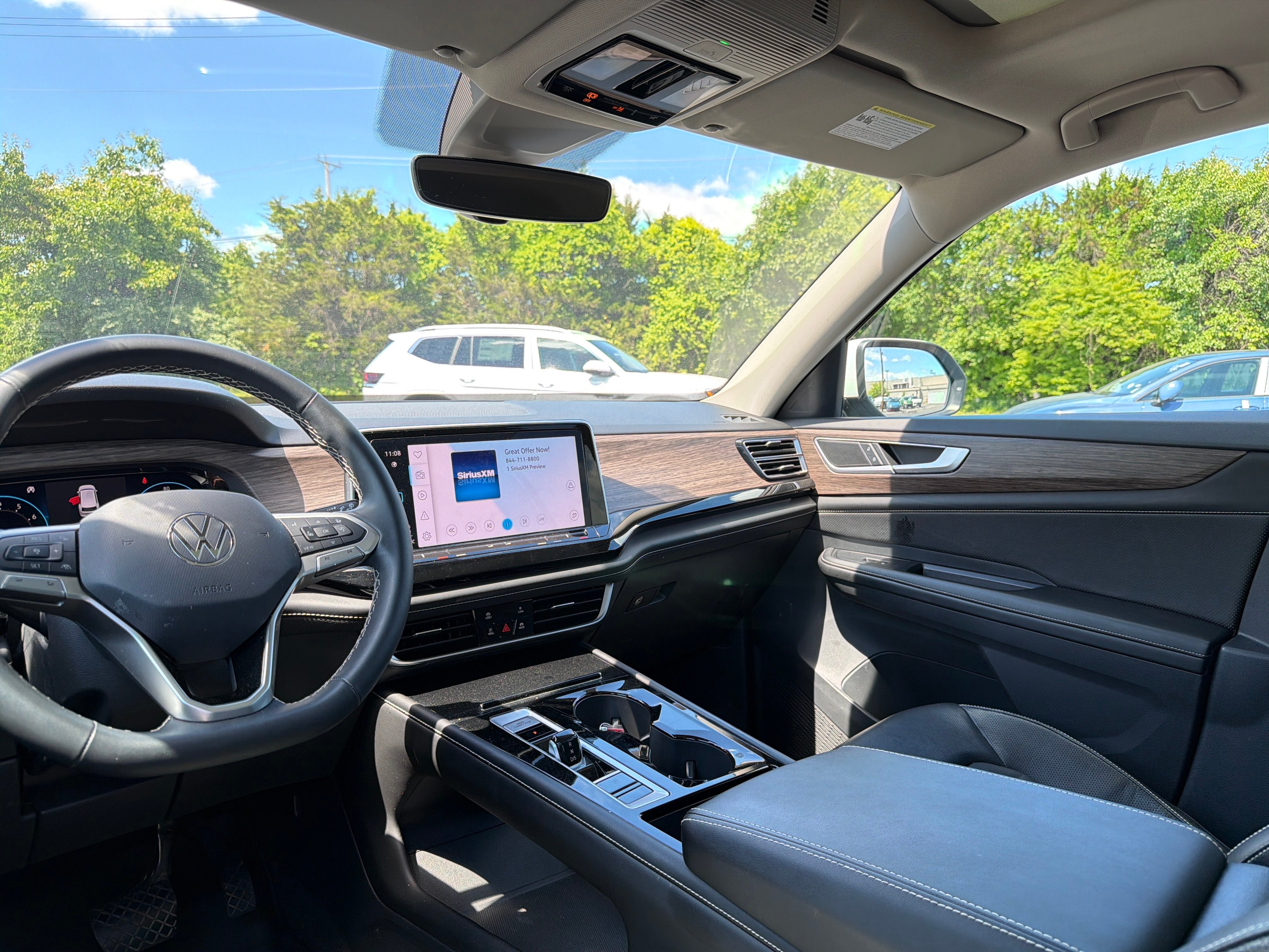 2024 Volkswagen Atlas 2.0T SEL