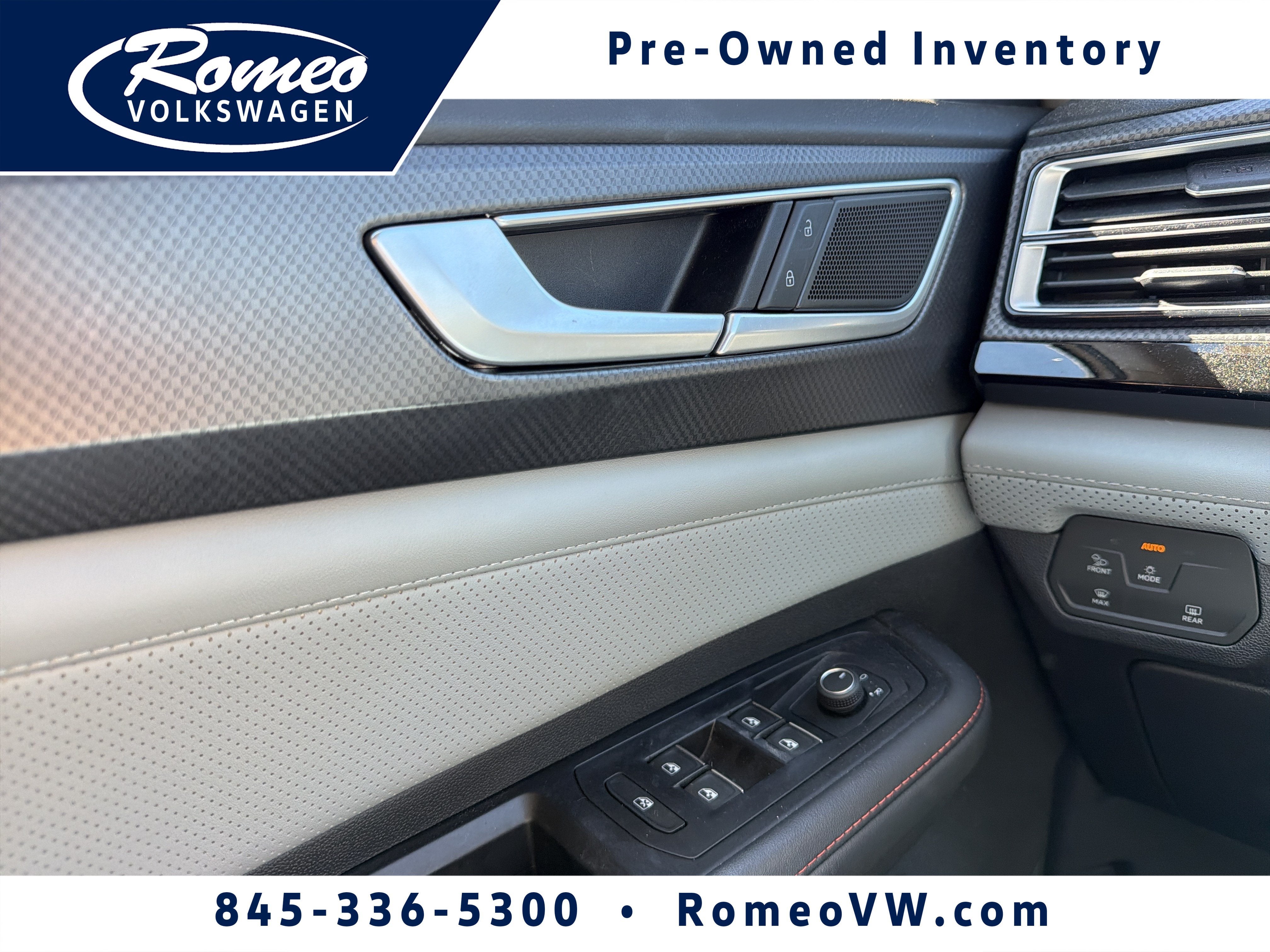 2024 Volkswagen Atlas 2.0T Peak Edition SE w/Technology