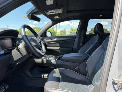 2024 Volkswagen Atlas Cross Sport 2.0T SEL Premium R-Line