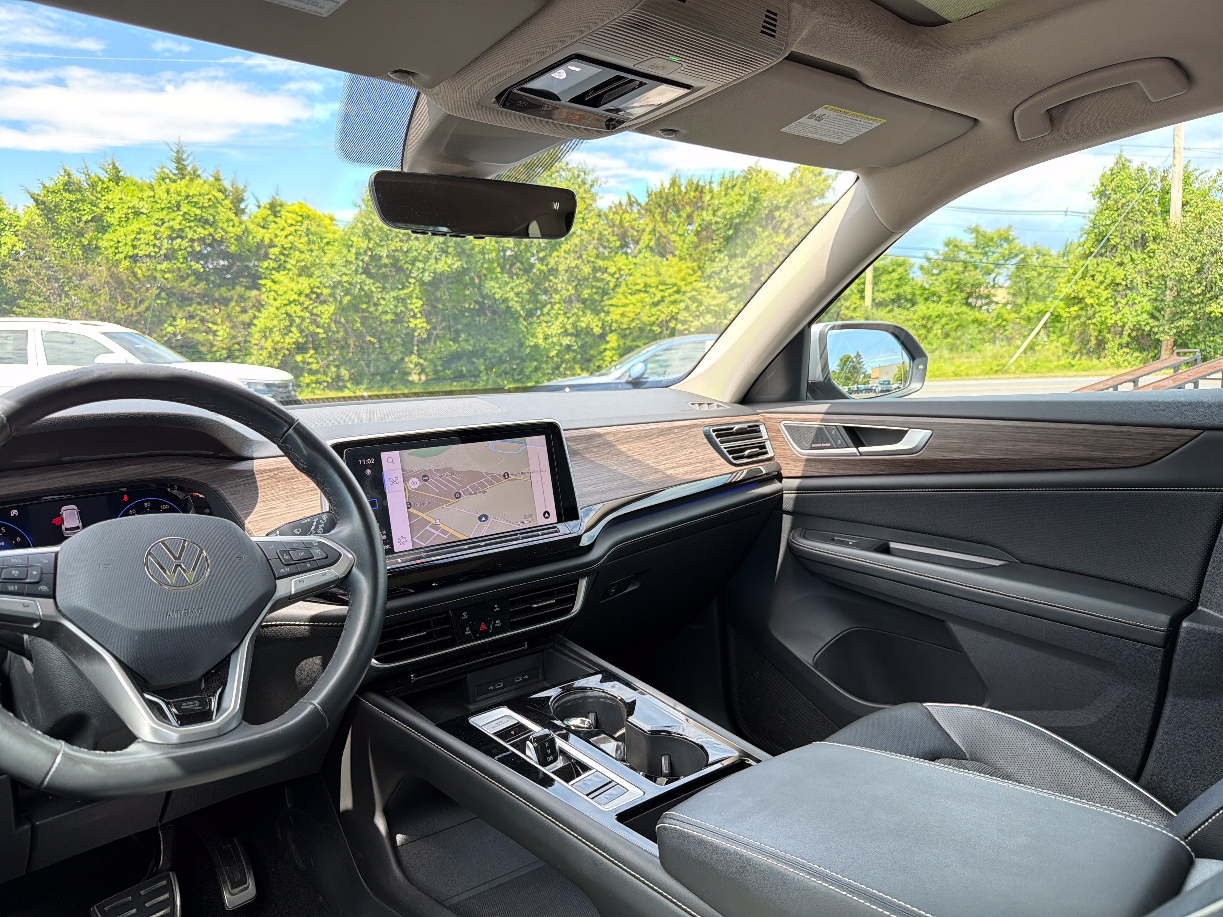 2024 Volkswagen Atlas 2.0T SEL Premium R-Line