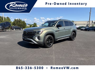 2024 Volkswagen Atlas 2.0T Peak Edition SEL
