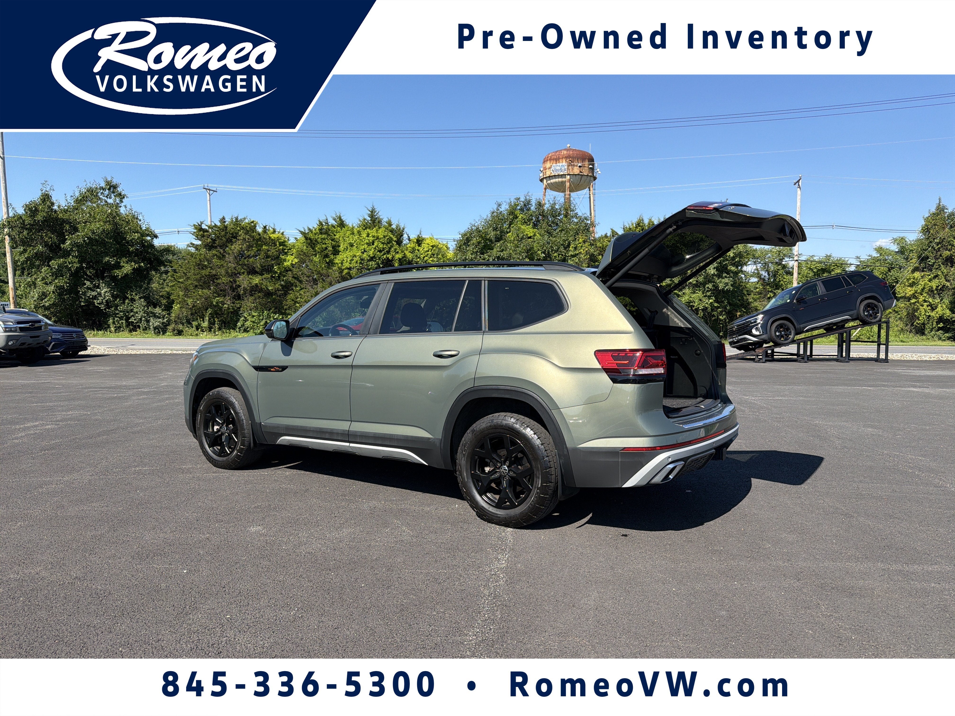 2024 Volkswagen Atlas 2.0T Peak Edition SEL