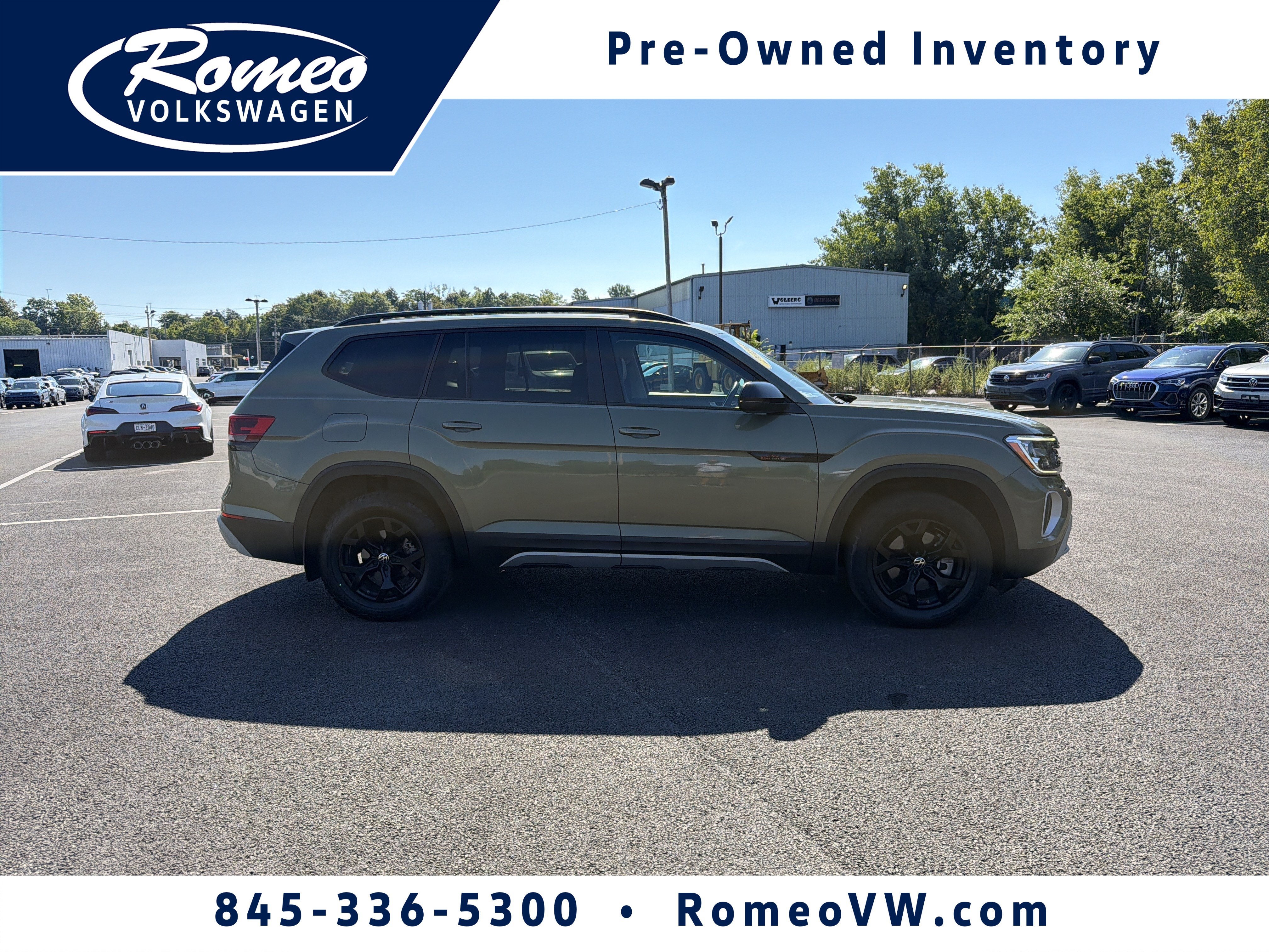 2024 Volkswagen Atlas 2.0T Peak Edition SEL