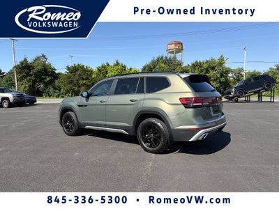 2024 Volkswagen Atlas 2.0T Peak Edition SEL
