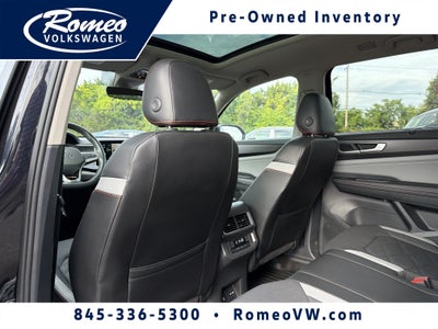 2024 Volkswagen Atlas 2.0T Peak Edition SEL