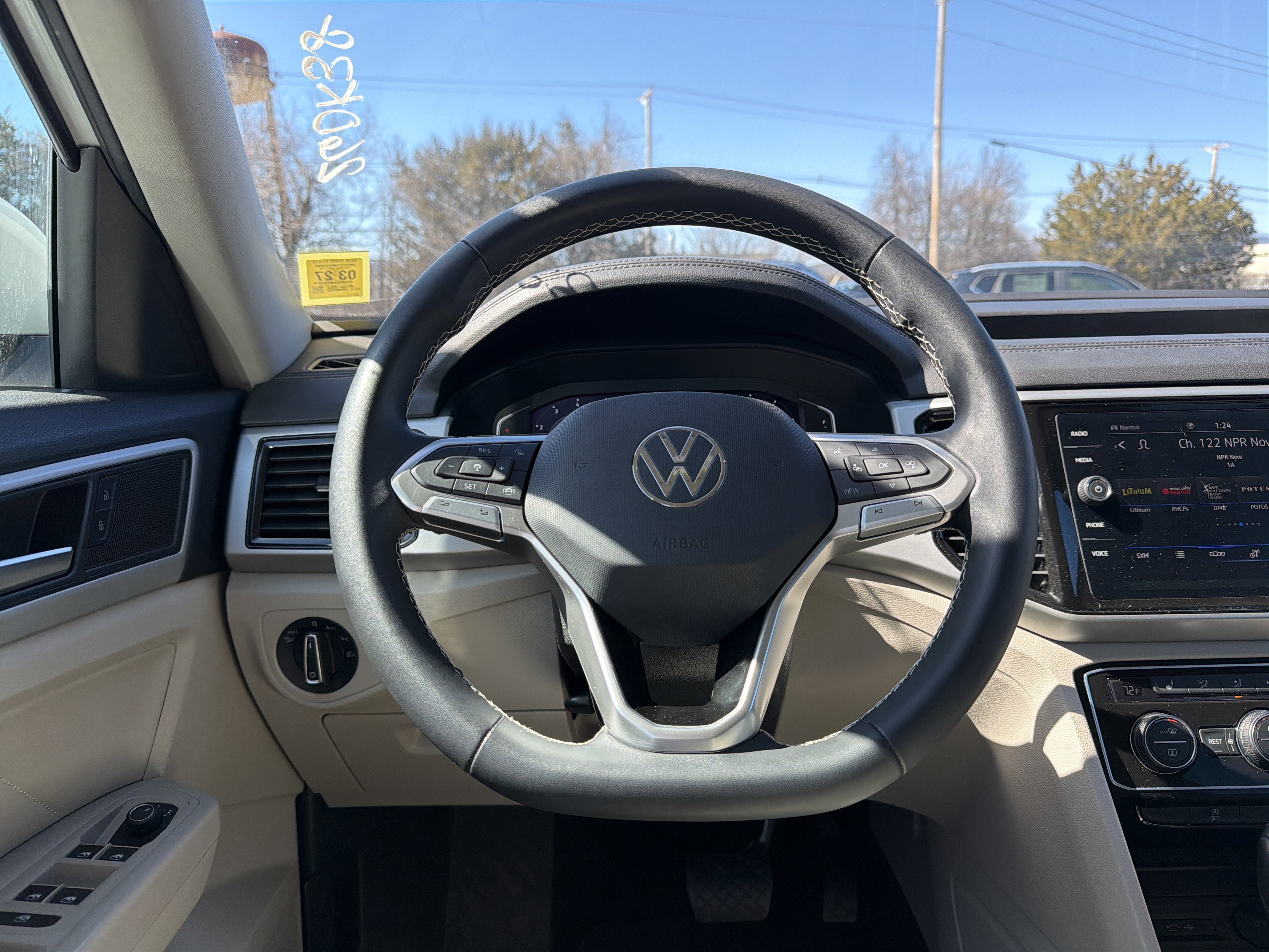 2023 Volkswagen Atlas 3.6L V6 SE w/Technology