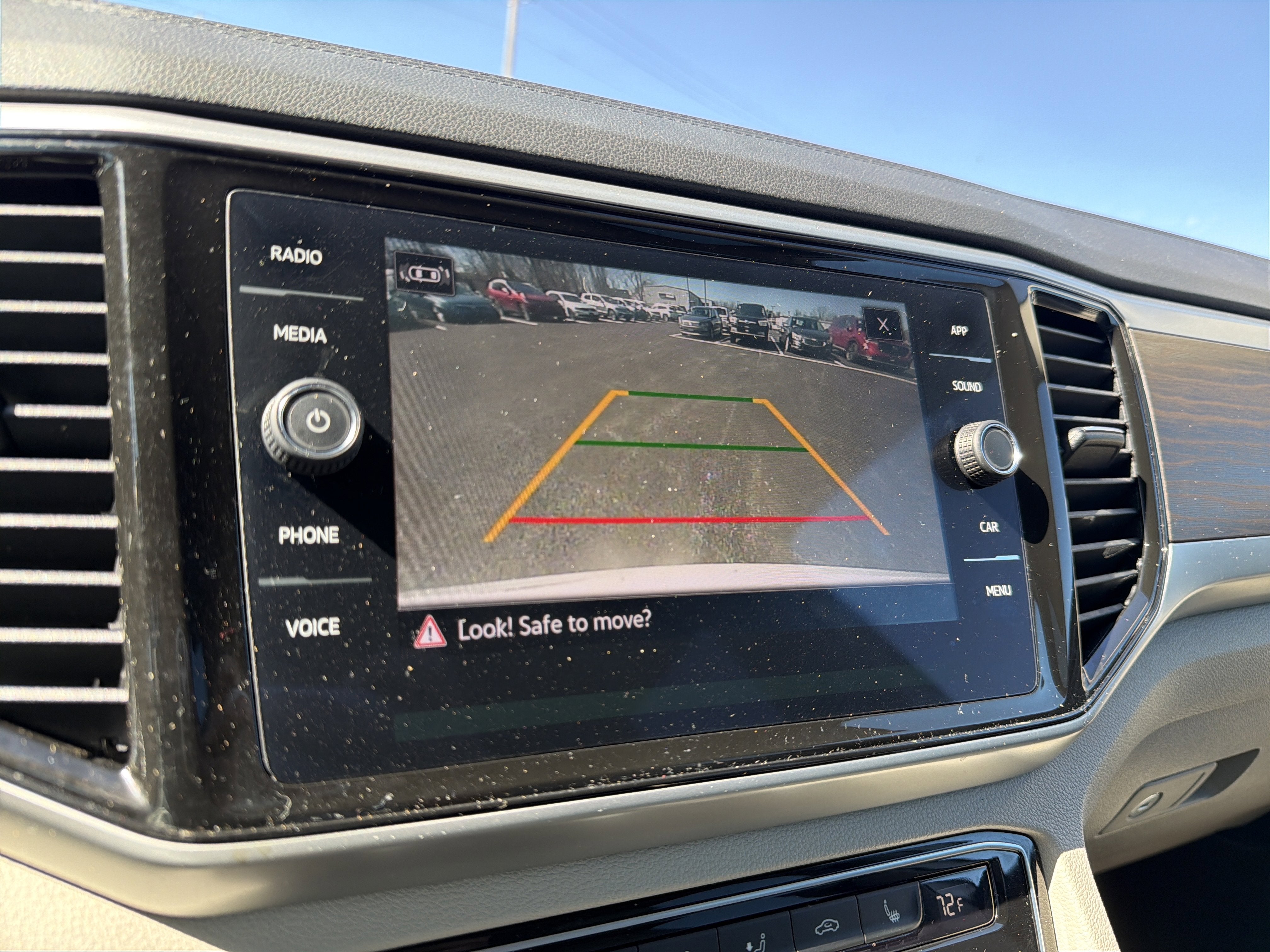 2023 Volkswagen Atlas 3.6L V6 SE w/Technology