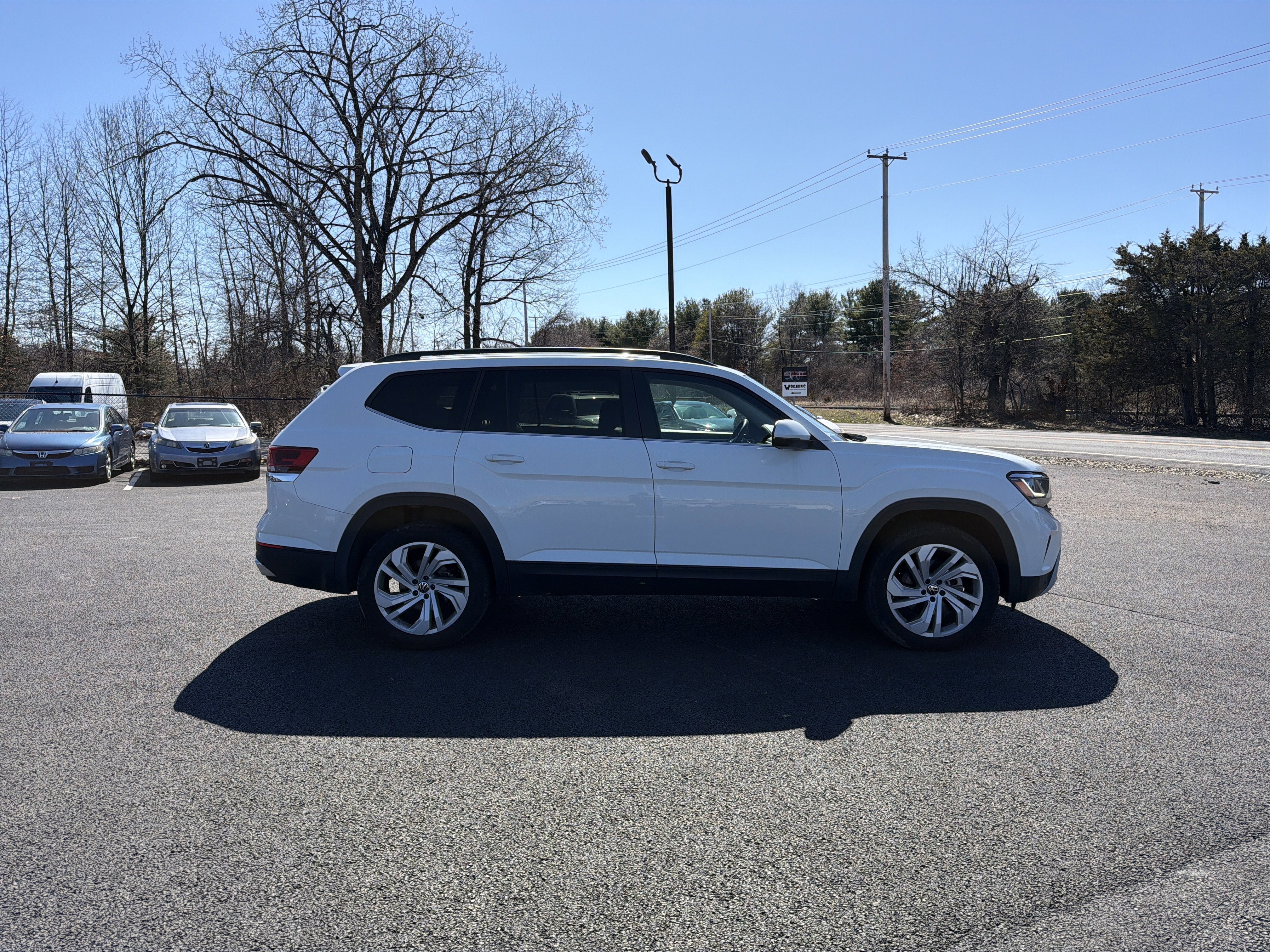 2023 Volkswagen Atlas 3.6L V6 SE w/Technology