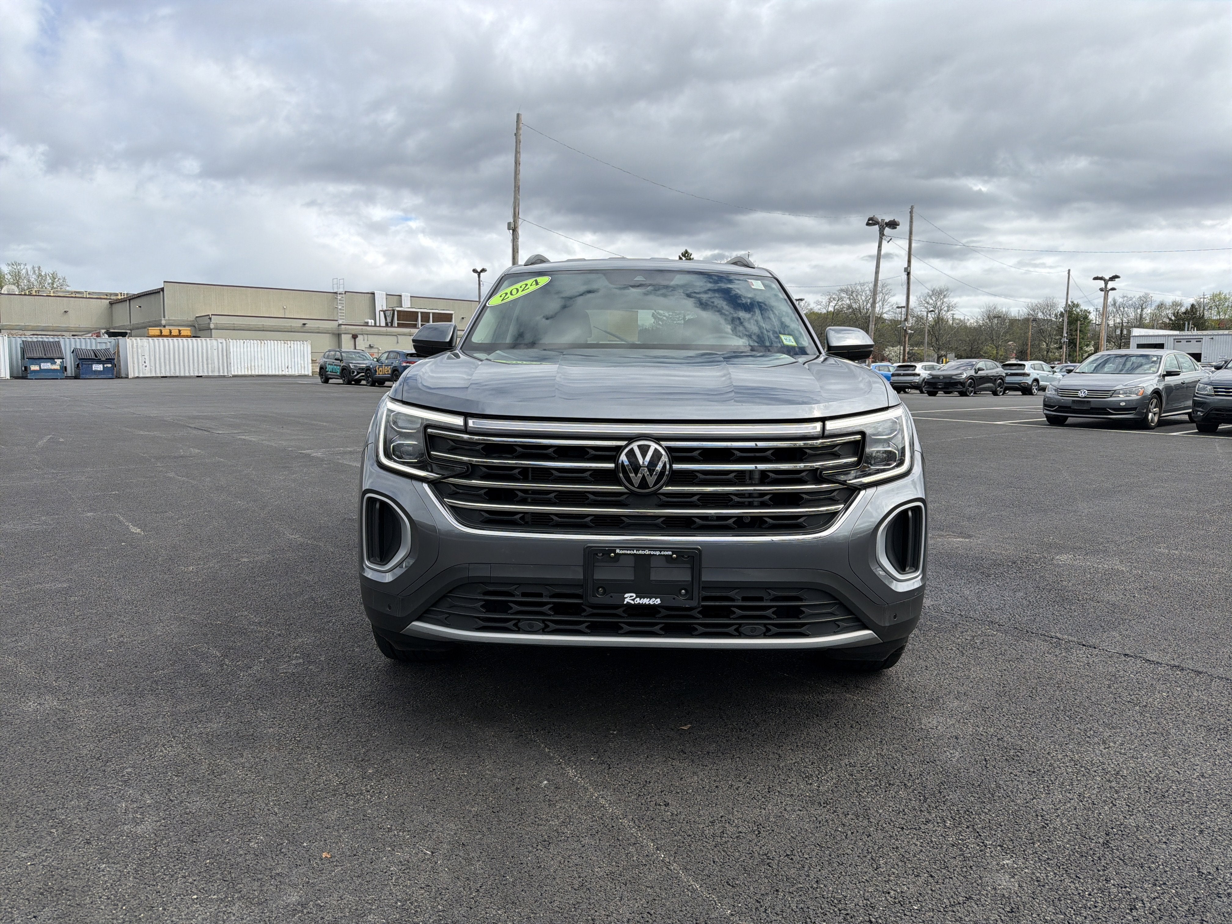 2024 Volkswagen Atlas 2.0T SE w/Technology