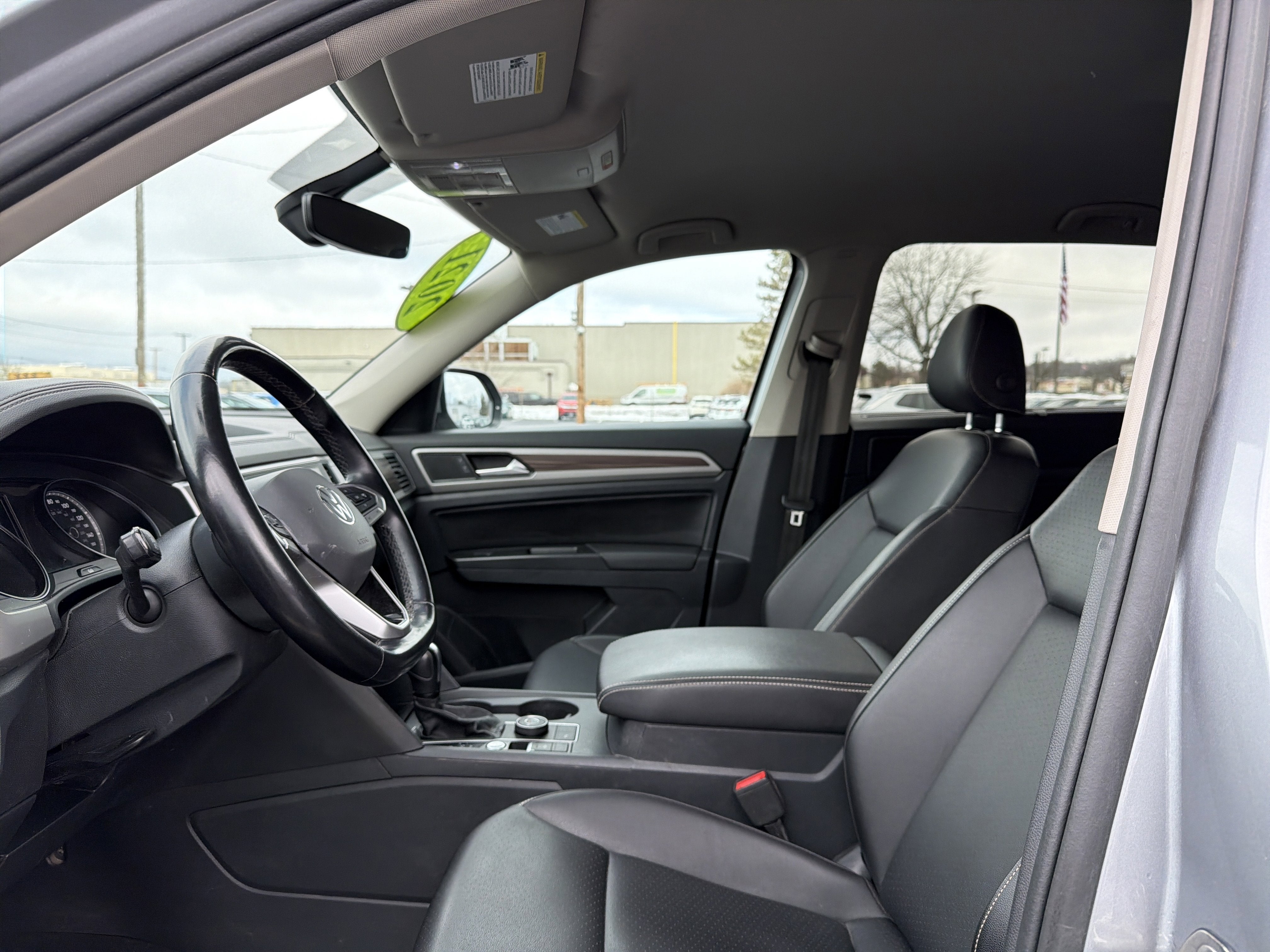 2021 Volkswagen Atlas 3.6L V6 SE w/Technology