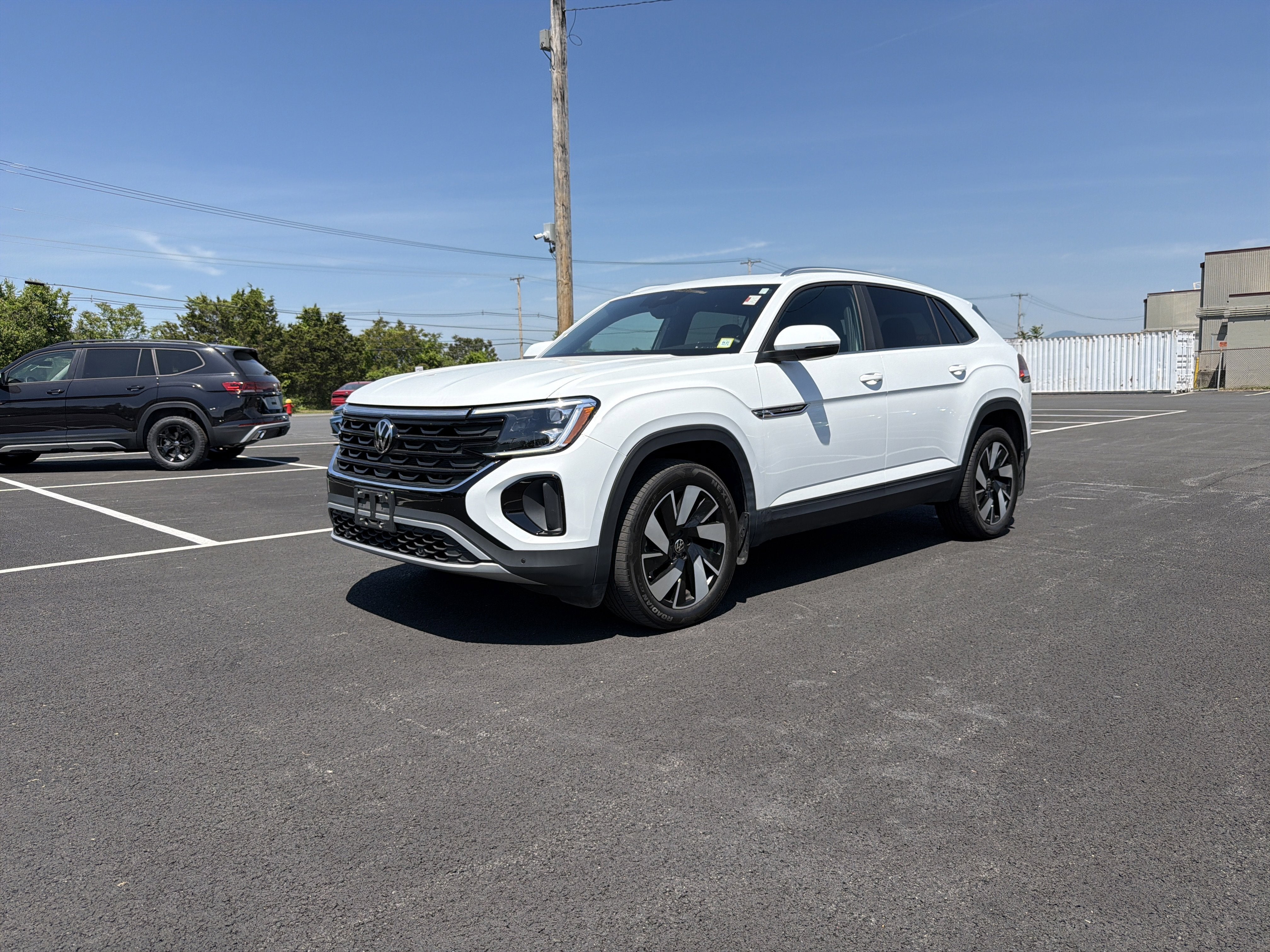 2024 Volkswagen Atlas Cross Sport 2.0T SE w/Technology