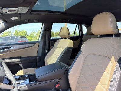 2024 Volkswagen Atlas Cross Sport 2.0T SE w/Technology