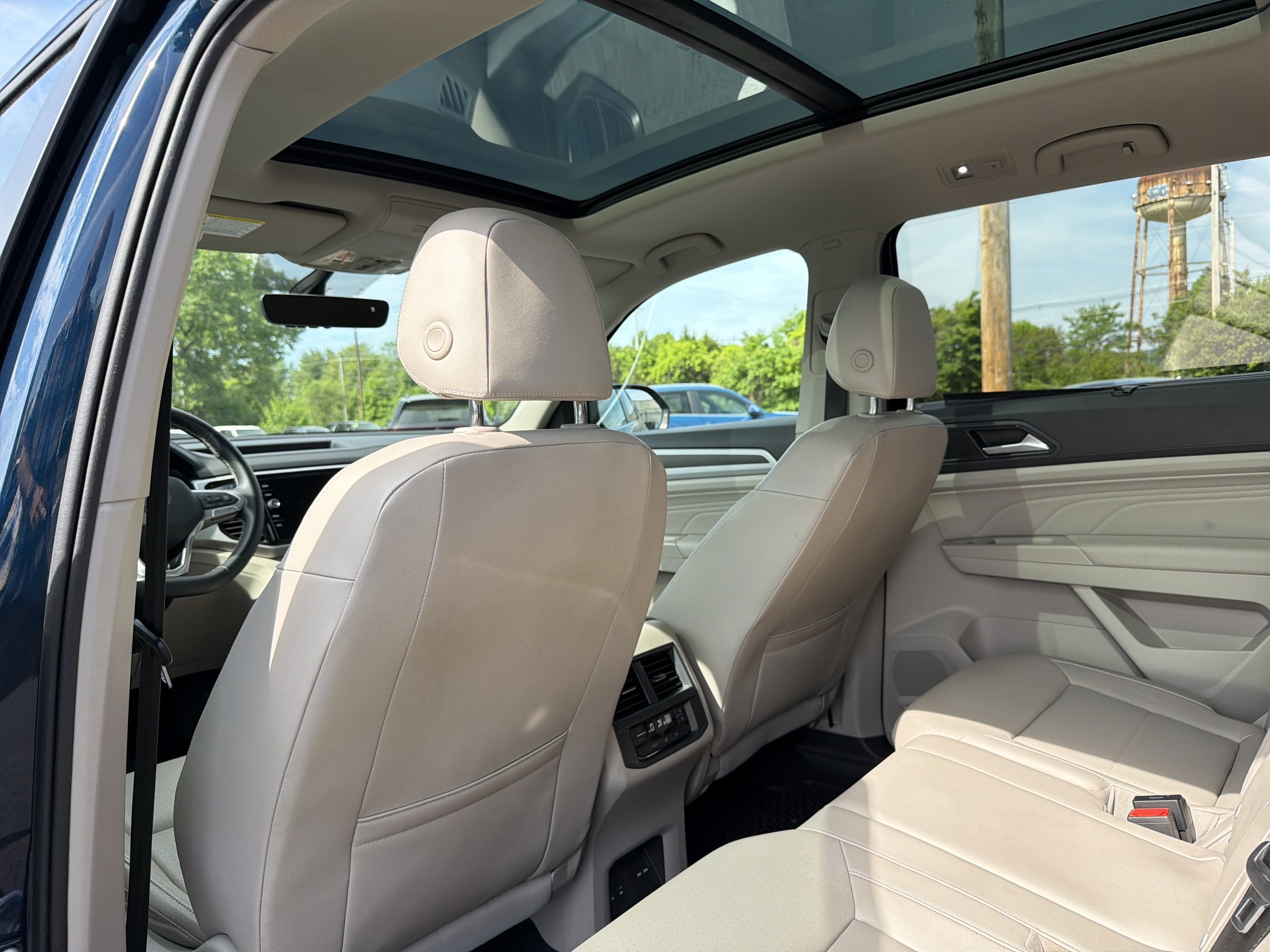 2022 Volkswagen Atlas 2.0T SE w/Technology