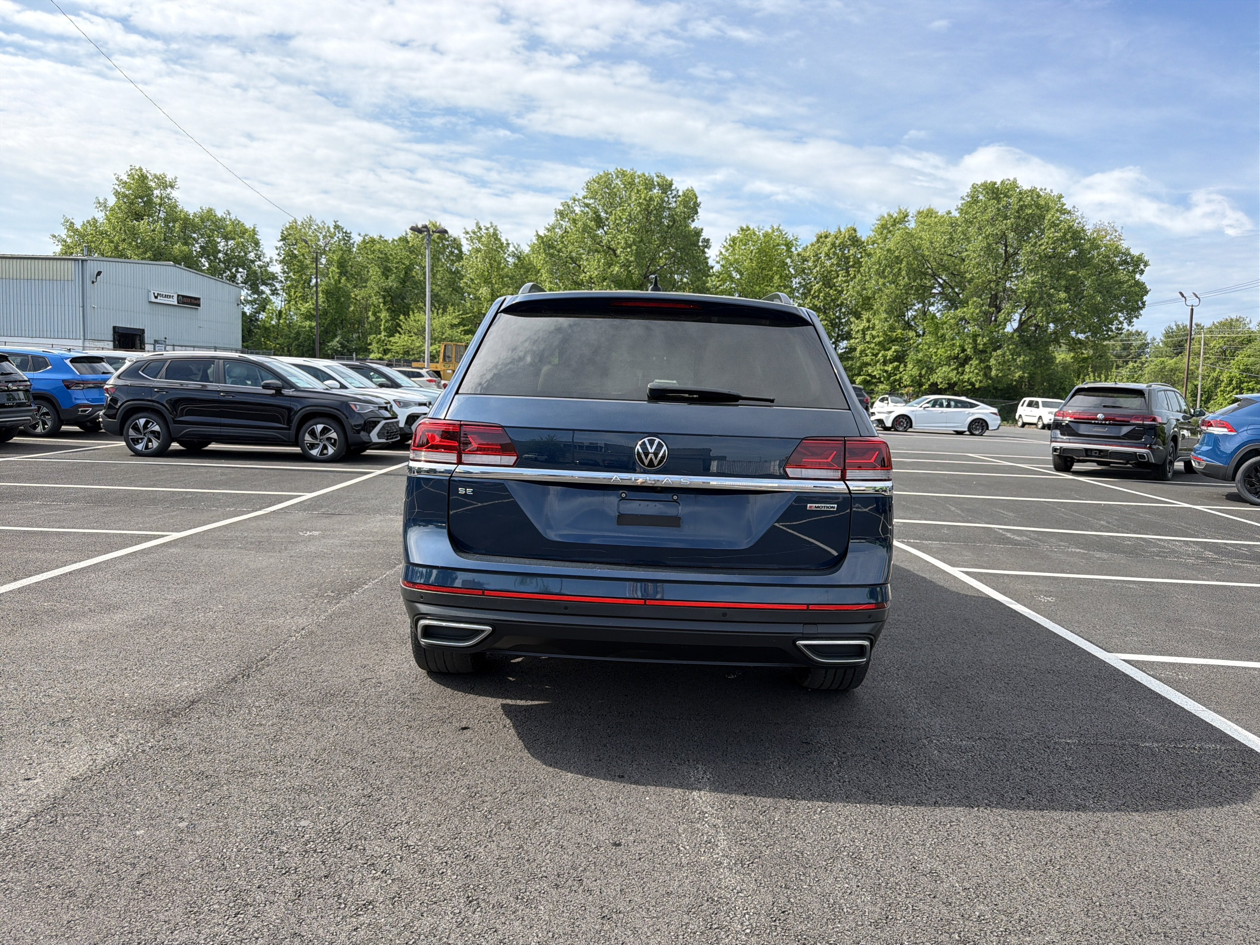 2022 Volkswagen Atlas 2.0T SE w/Technology