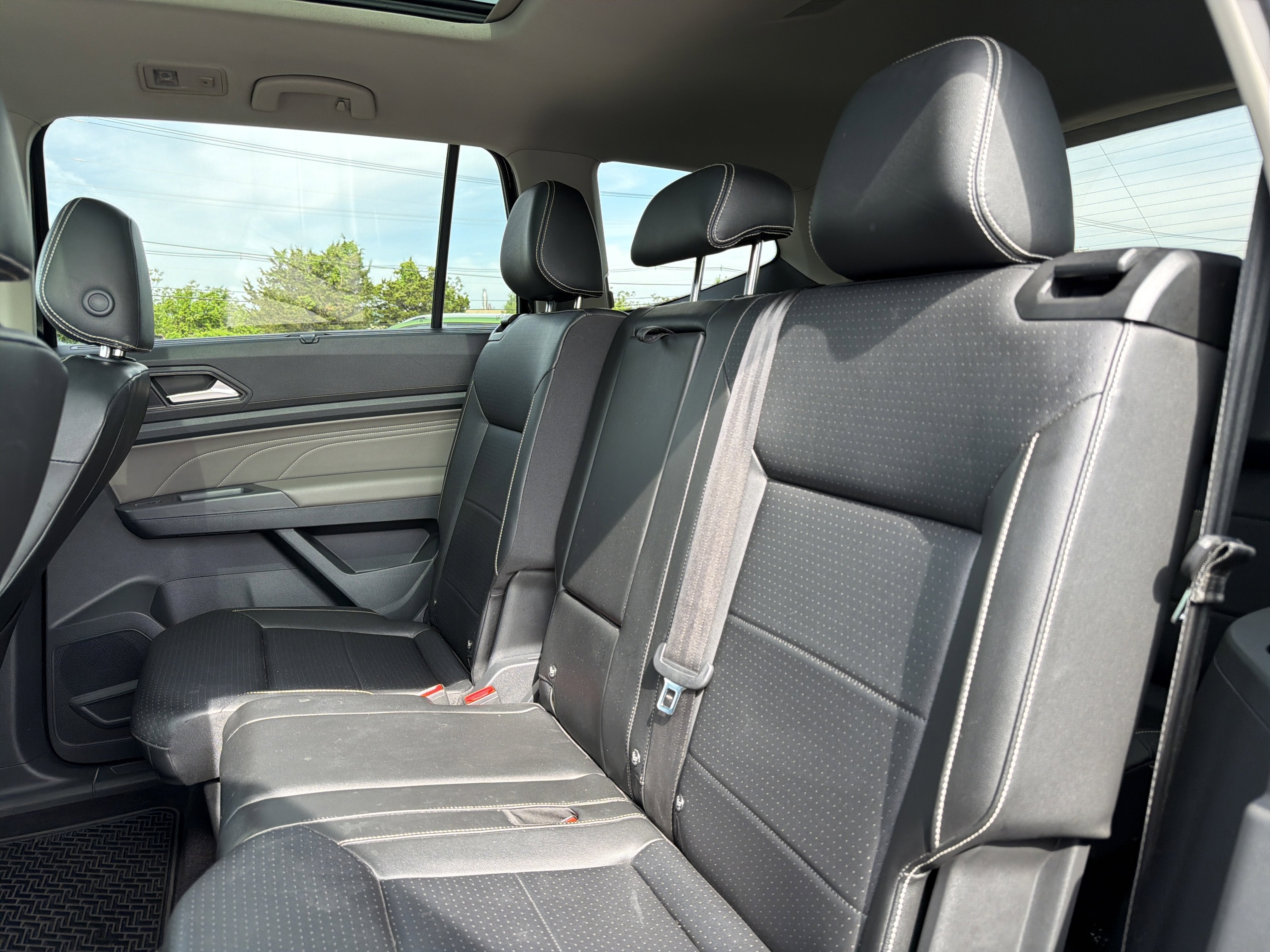 2021 Volkswagen Atlas 2.0T SE w/Technology