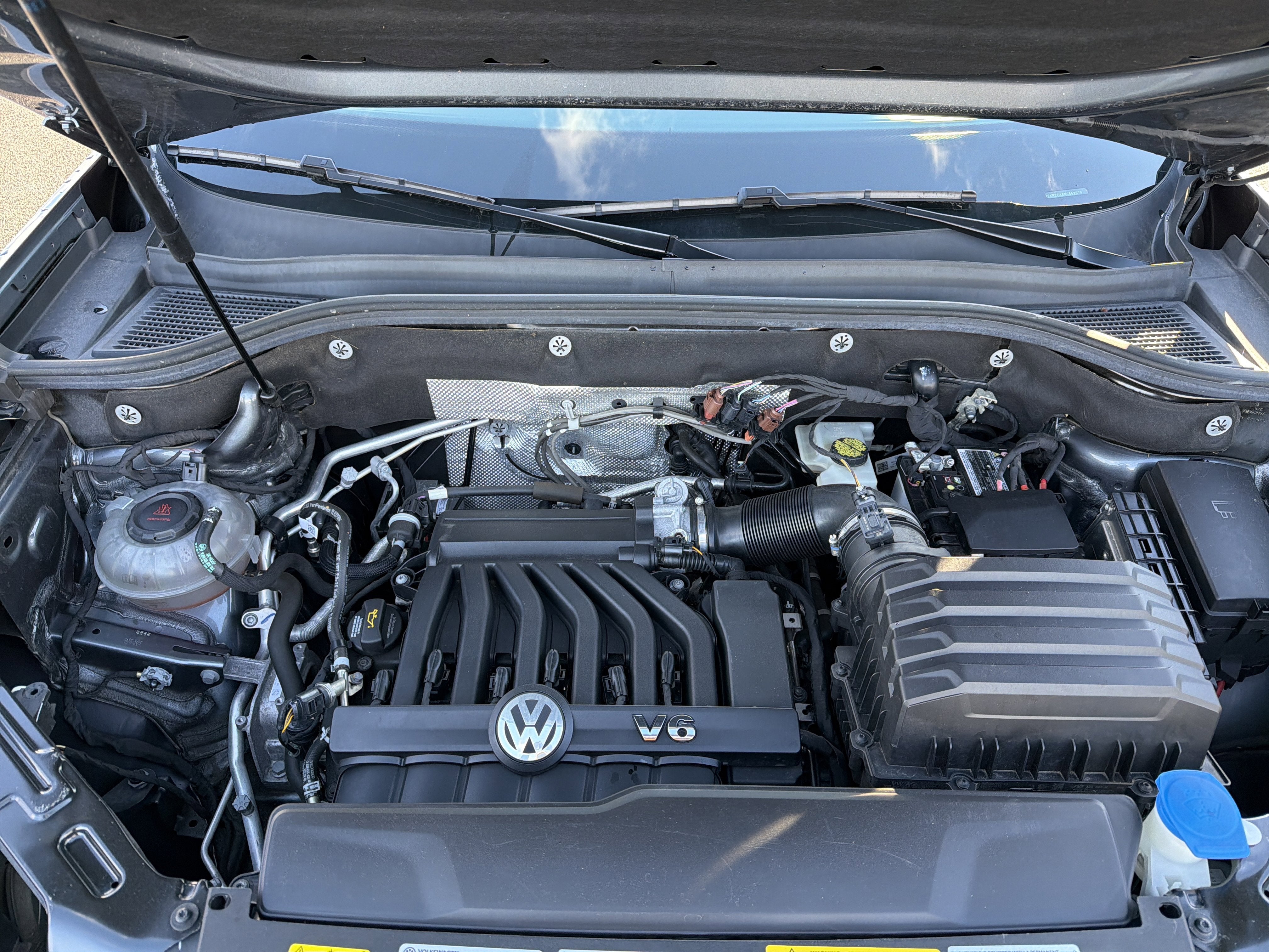 2022 Volkswagen Atlas 3.6L V6 SE w/Technology