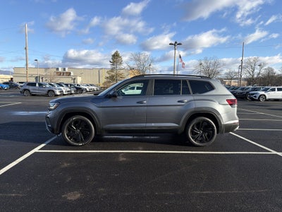 2022 Volkswagen Atlas 3.6L V6 SE w/Technology