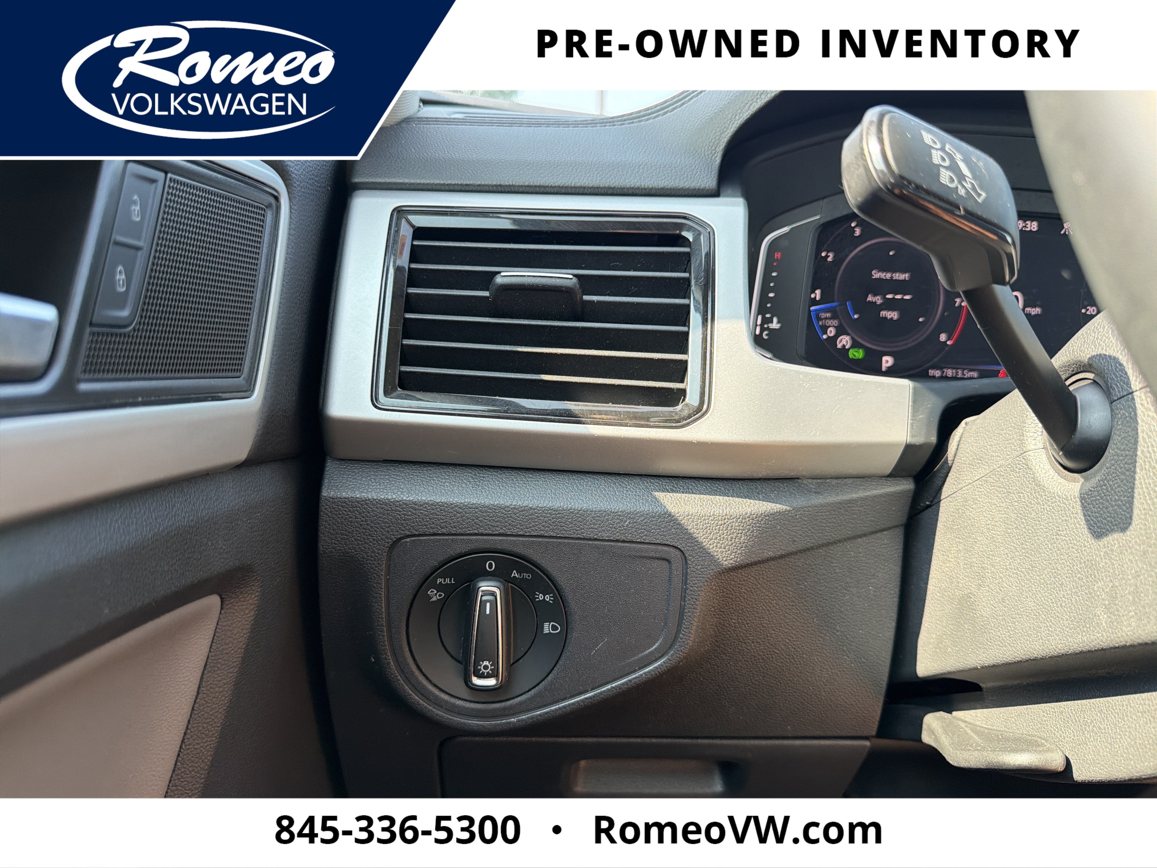 2023 Volkswagen Atlas 3.6L V6 SE w/Technology