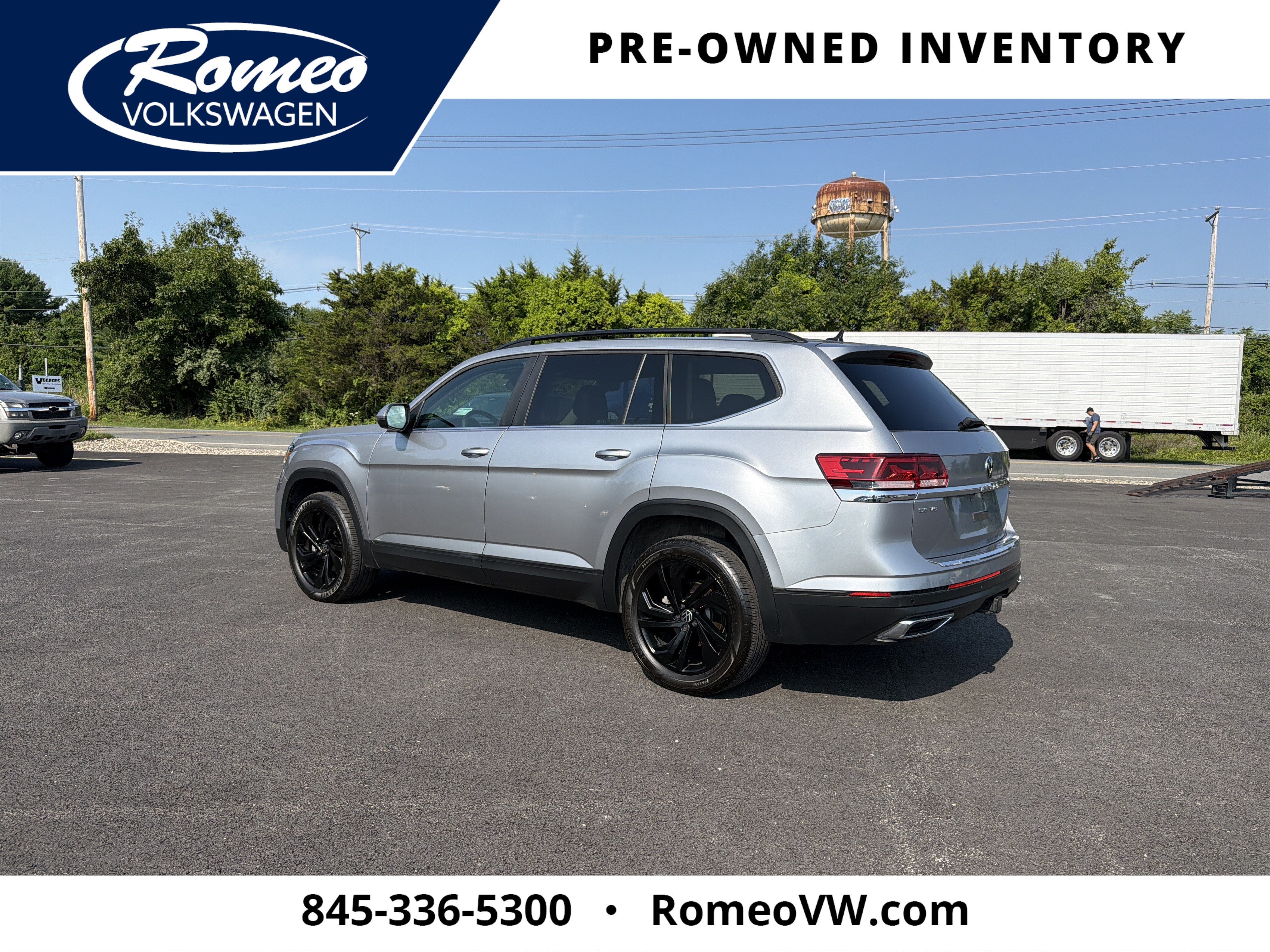 2023 Volkswagen Atlas 3.6L V6 SE w/Technology