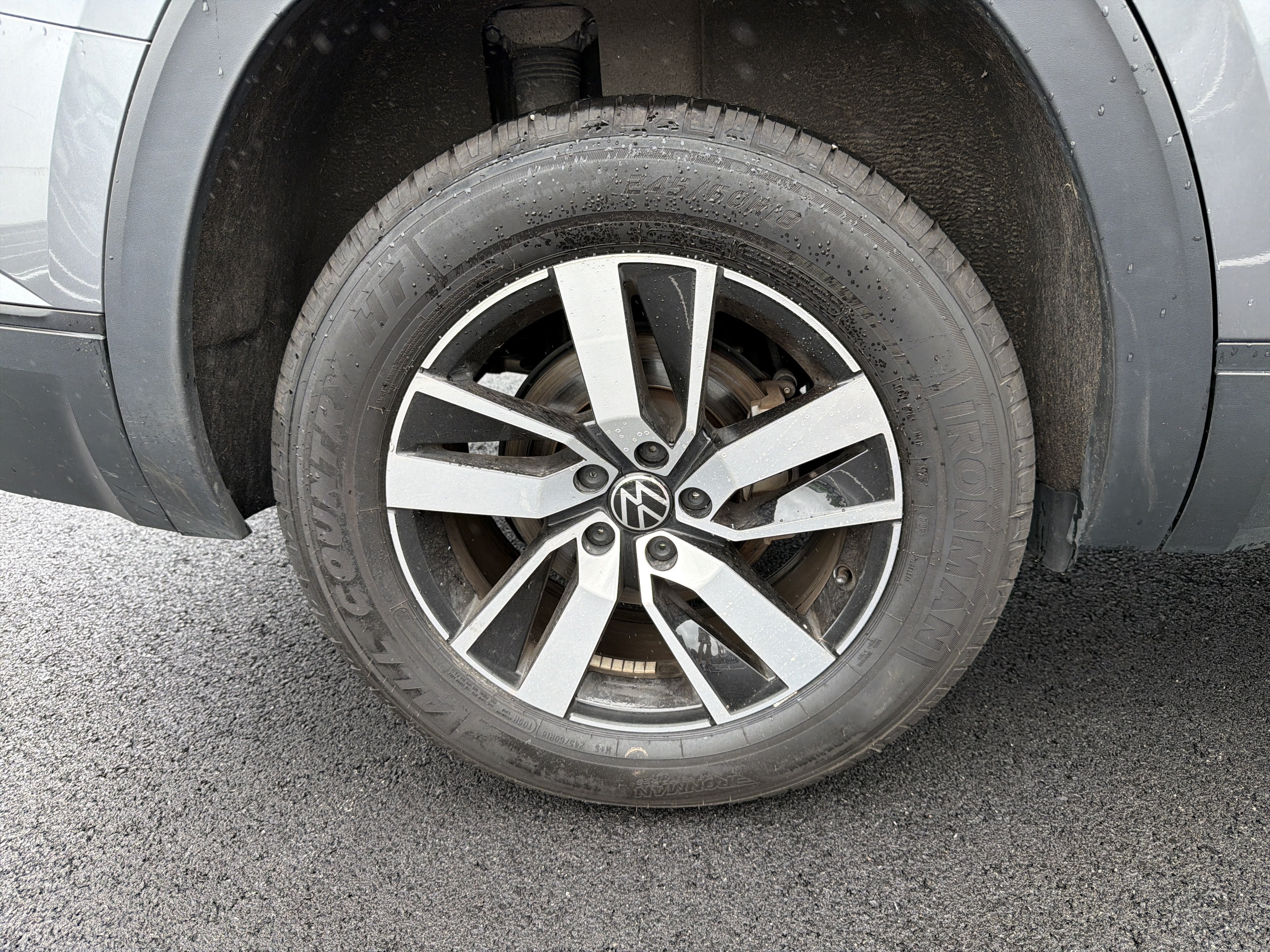 2023 Volkswagen Atlas 2.0T SE