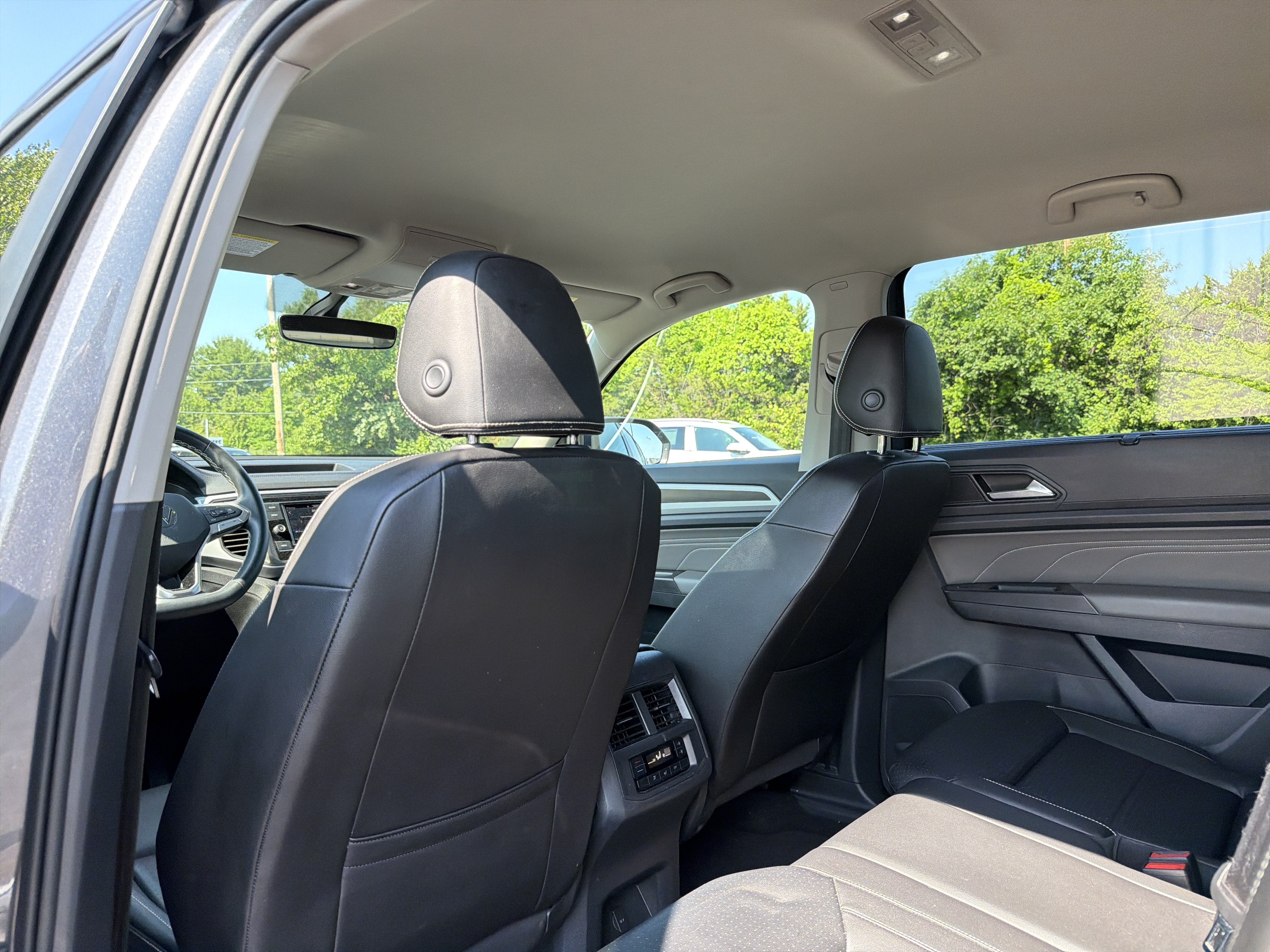 2023 Volkswagen Atlas 2.0T SE