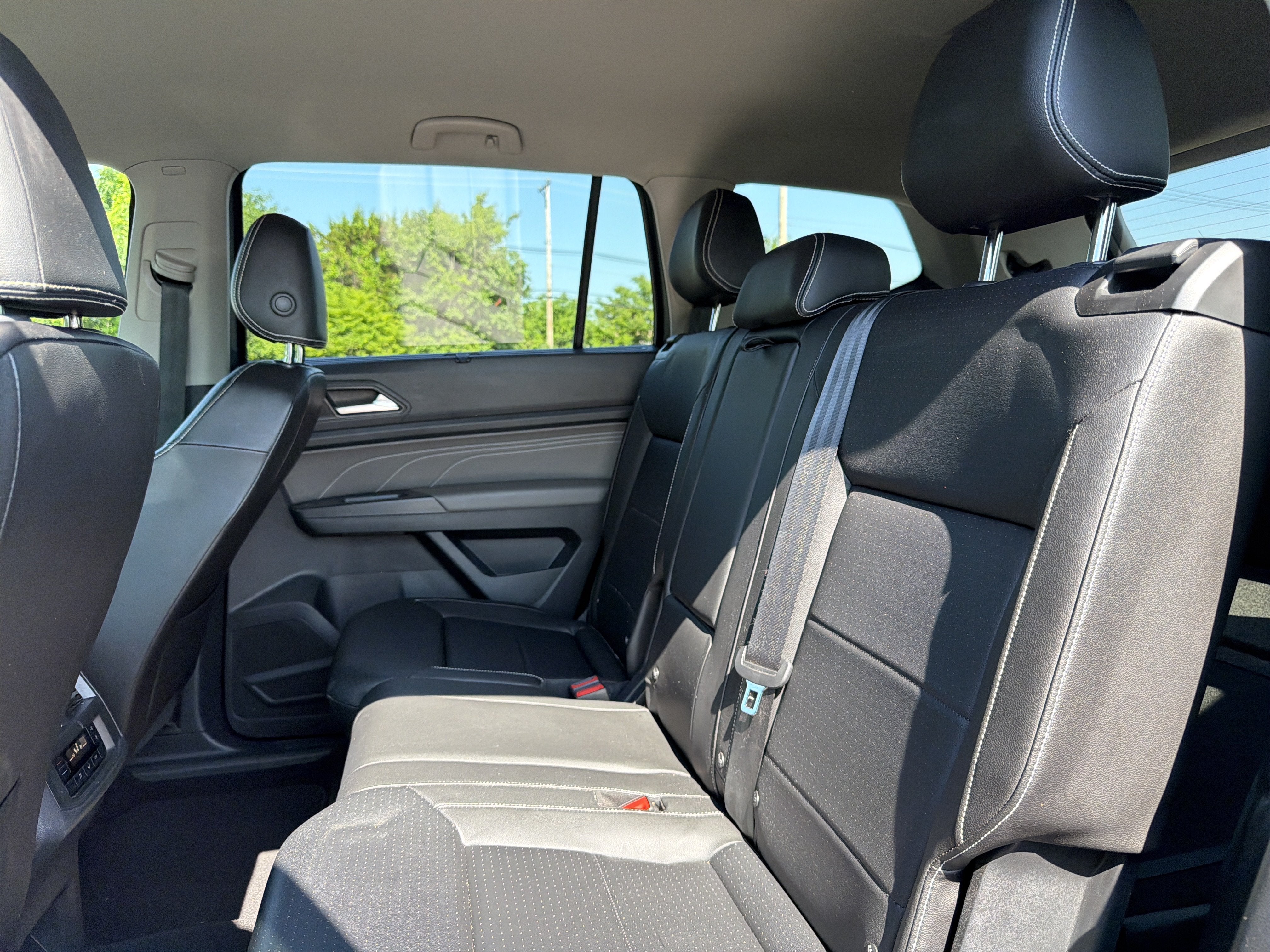 2023 Volkswagen Atlas 2.0T SE