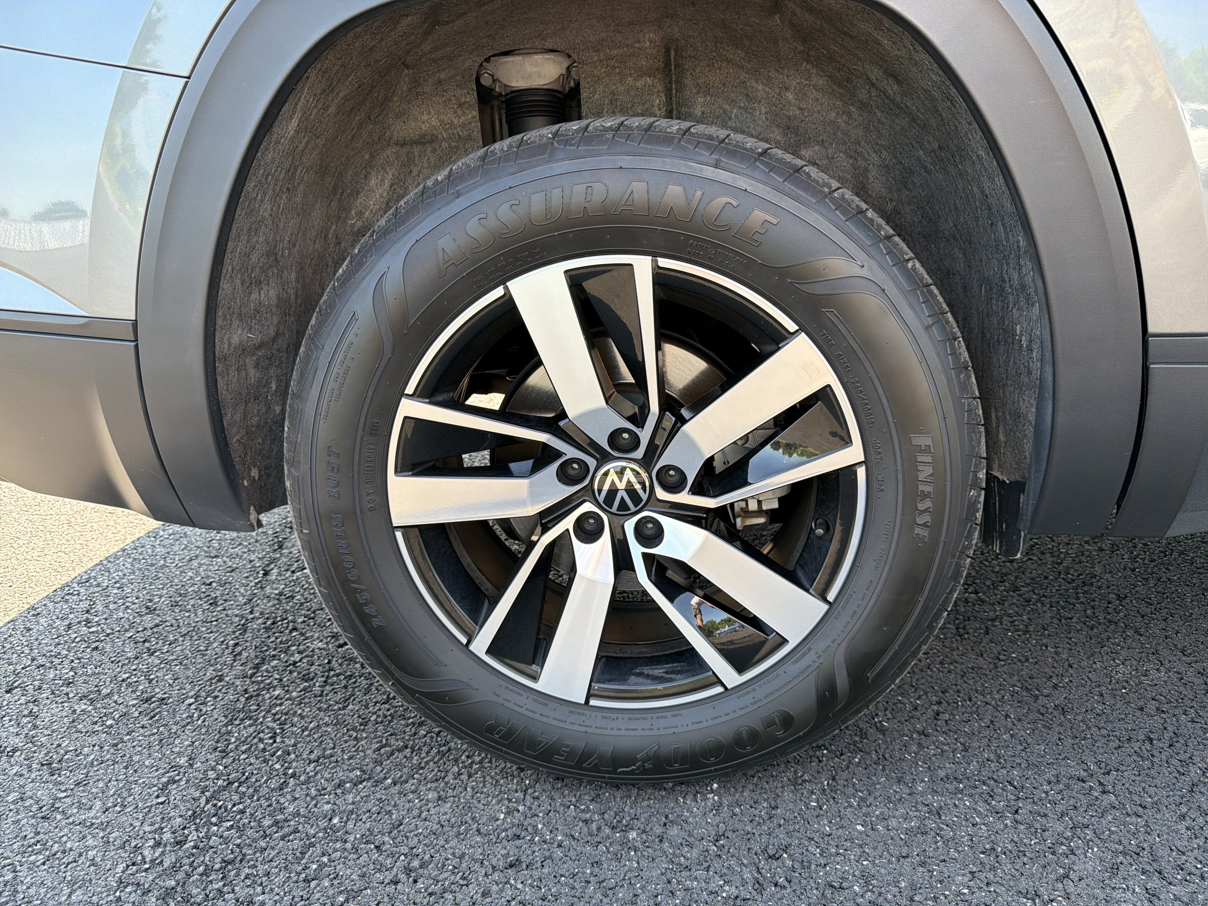 2023 Volkswagen Atlas 2.0T SE