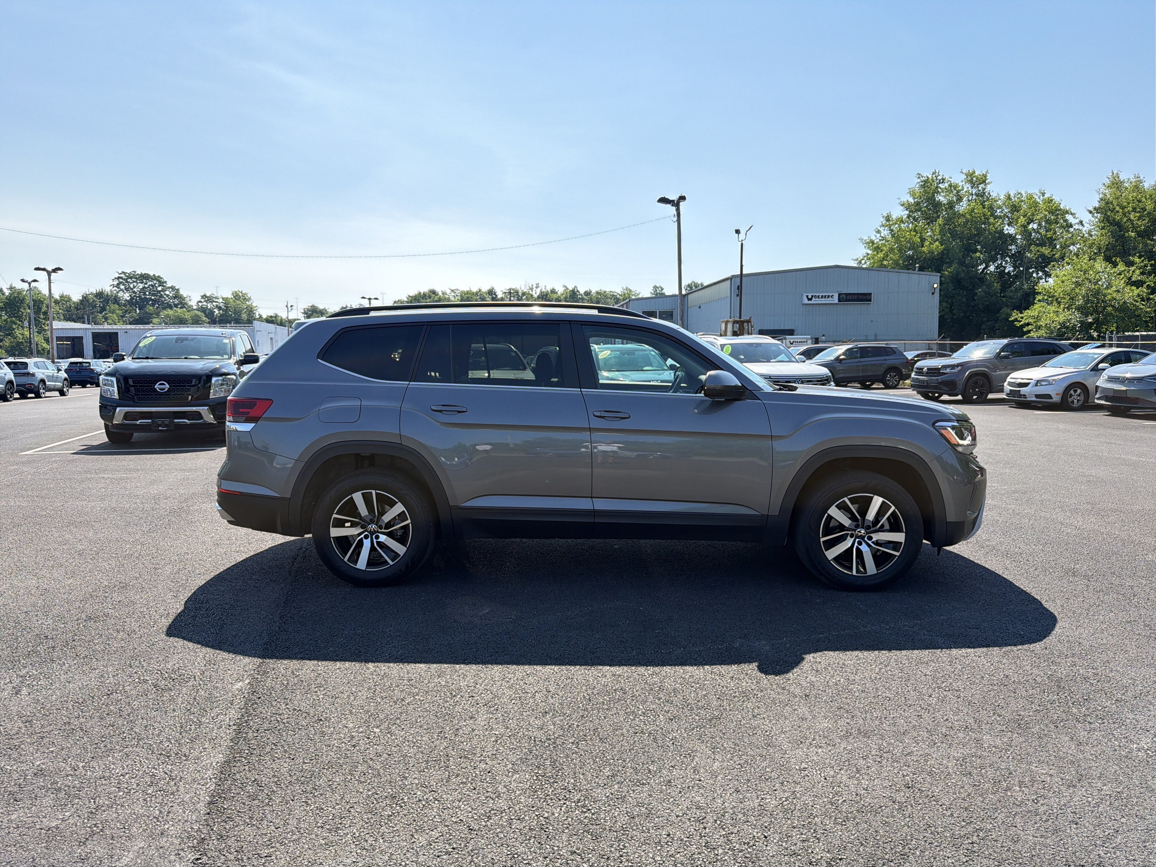 2023 Volkswagen Atlas 2.0T SE