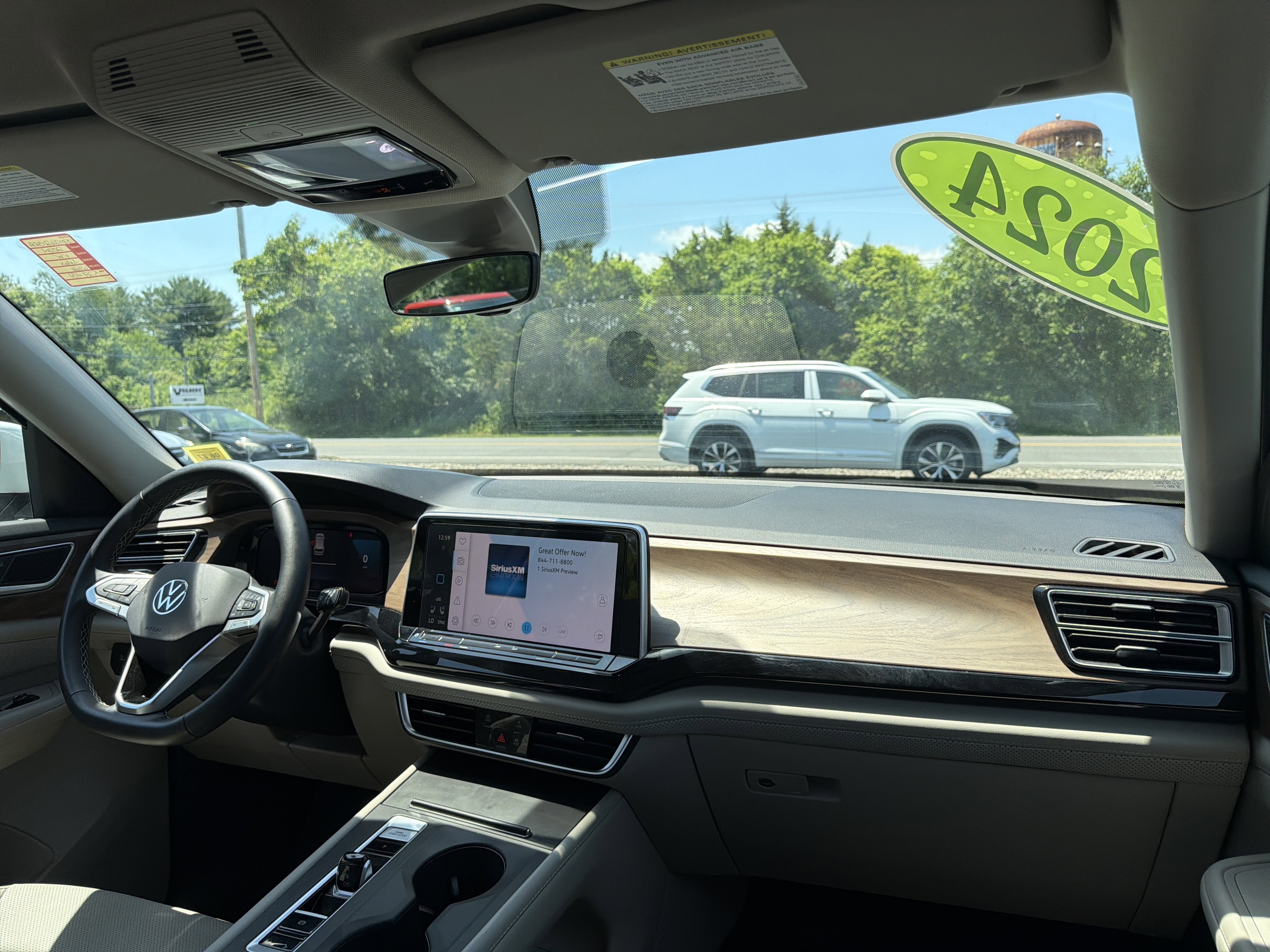 2024 Volkswagen Atlas 2.0T SE