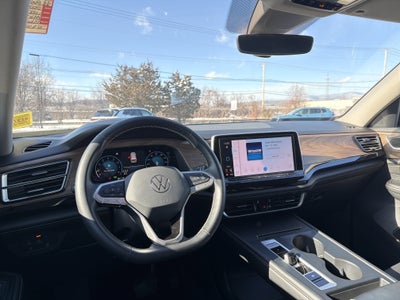 2024 Volkswagen Atlas 2.0T SE