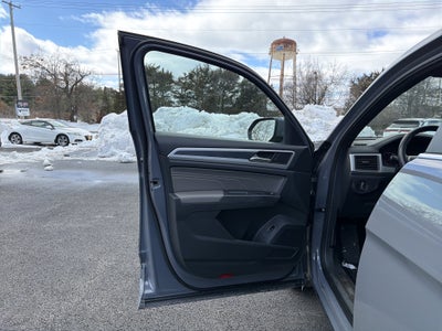 2021 Volkswagen Atlas Cross Sport 3.6L V6 SE w/Technology R-Line