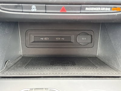 2021 Volkswagen Atlas Cross Sport 3.6L V6 SE w/Technology R-Line