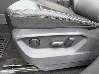 2021 Volkswagen Atlas Cross Sport 3.6L V6 SE w/Technology R-Line