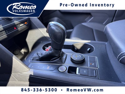 2021 Volkswagen Atlas 3.6L V6 SE w/Technology R-Line