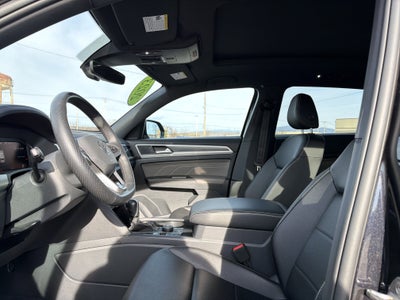 2023 Volkswagen Atlas Cross Sport 2.0T SEL R-Line