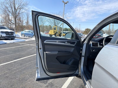 2023 Volkswagen Atlas Cross Sport 3.6L V6 SEL R-Line