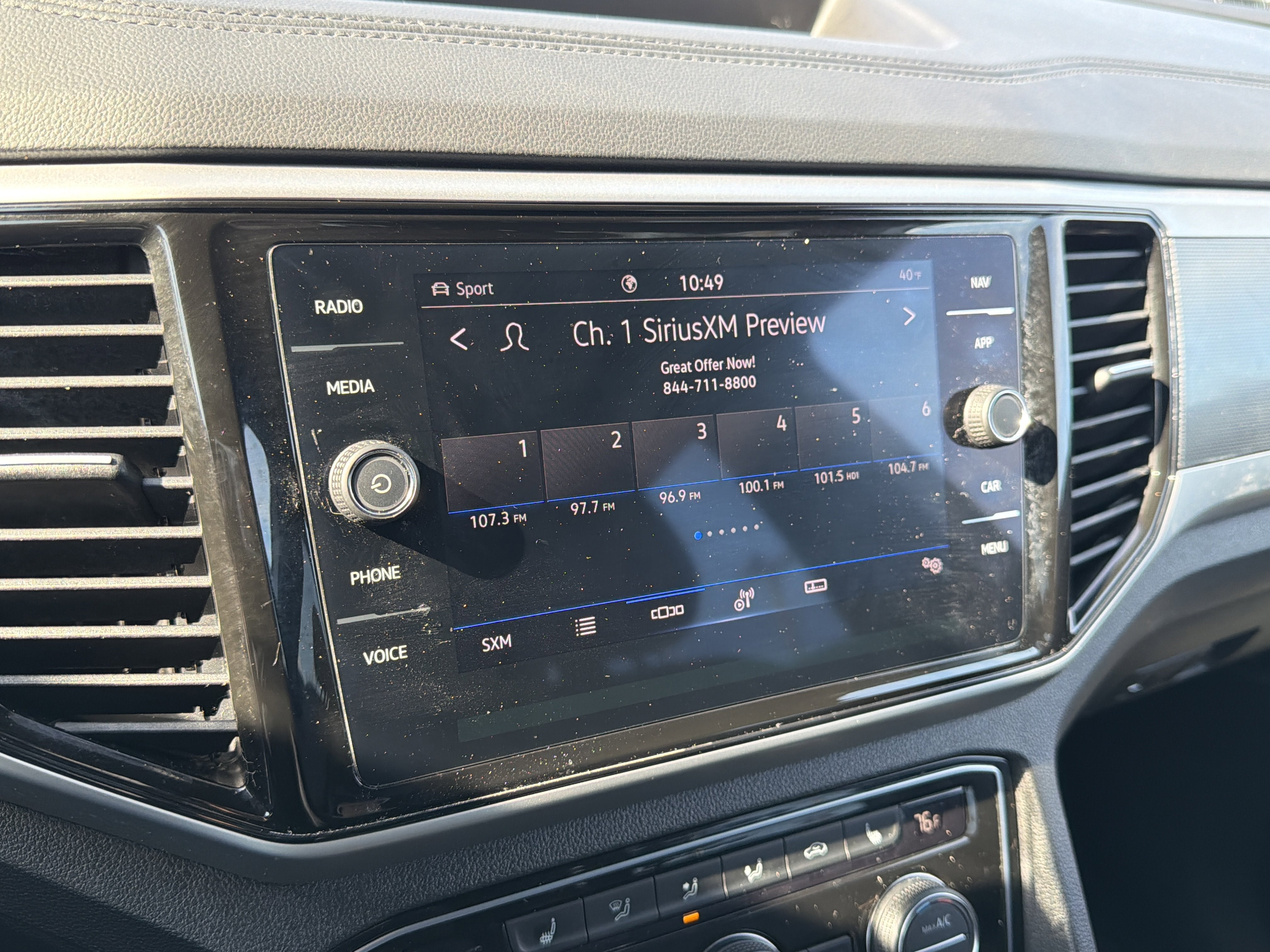 2023 Volkswagen Atlas Cross Sport 3.6L V6 SEL R-Line