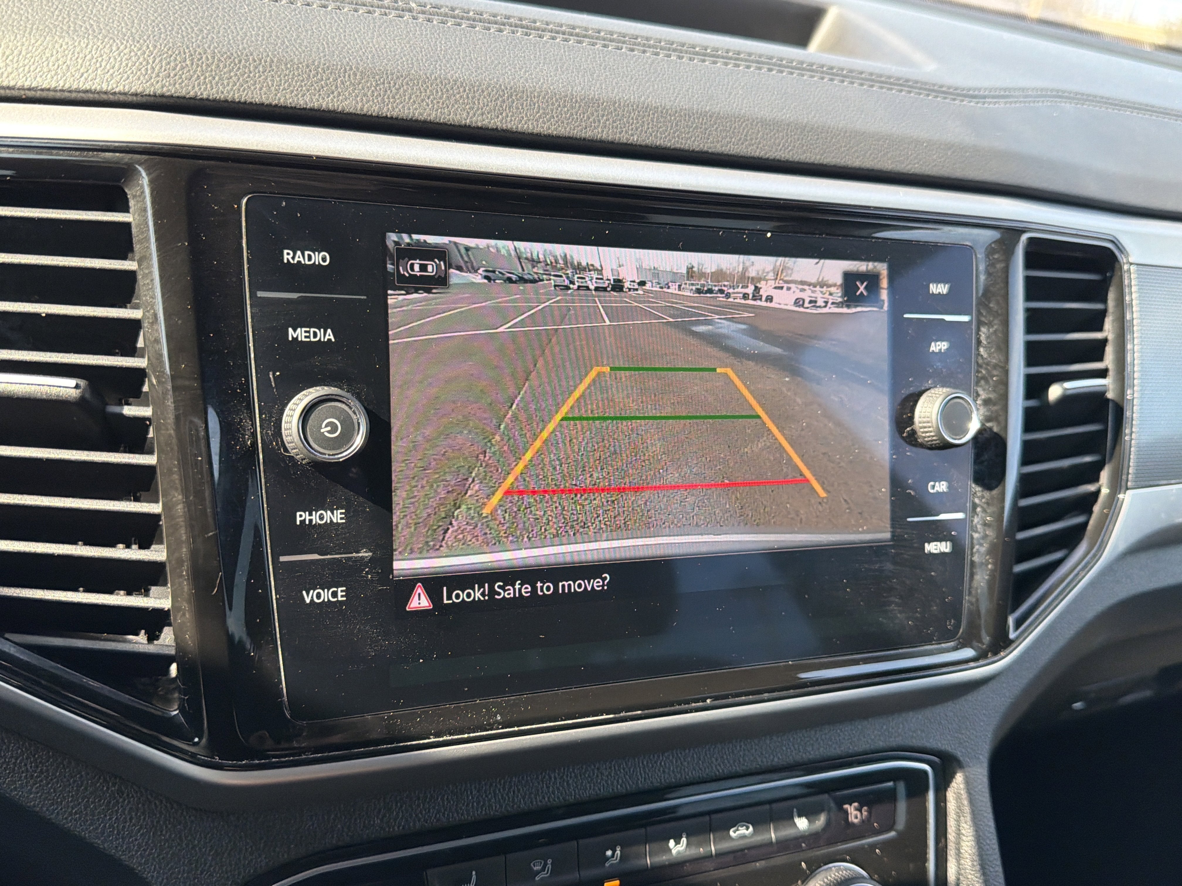 2023 Volkswagen Atlas Cross Sport 3.6L V6 SEL R-Line