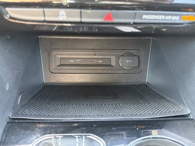 2023 Volkswagen Atlas Cross Sport 3.6L V6 SEL R-Line