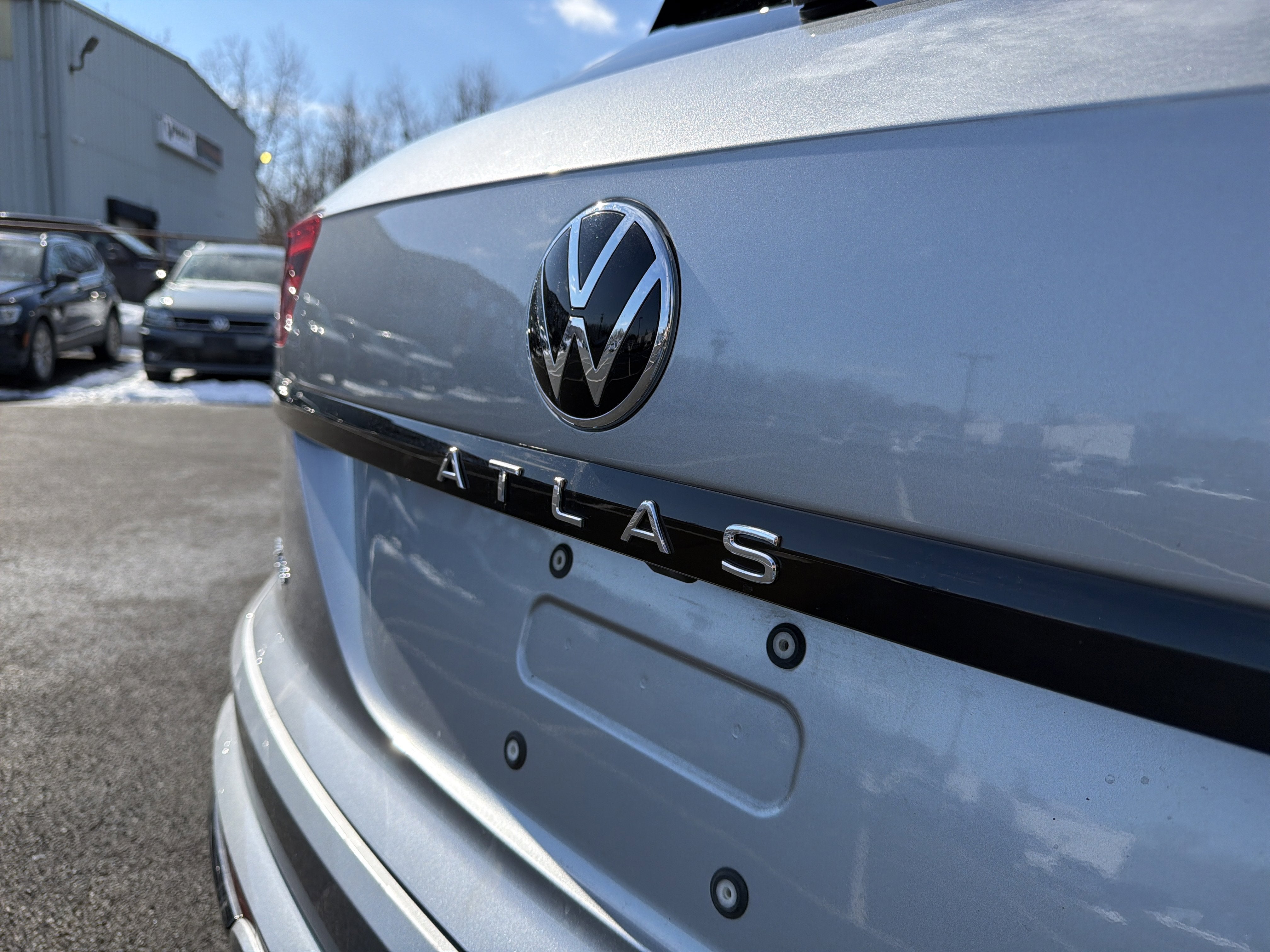 2023 Volkswagen Atlas Cross Sport 3.6L V6 SEL R-Line