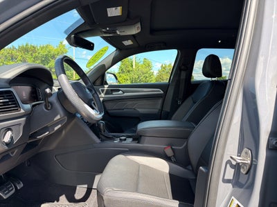 2023 Volkswagen Atlas Cross Sport 3.6L V6 SEL R-Line